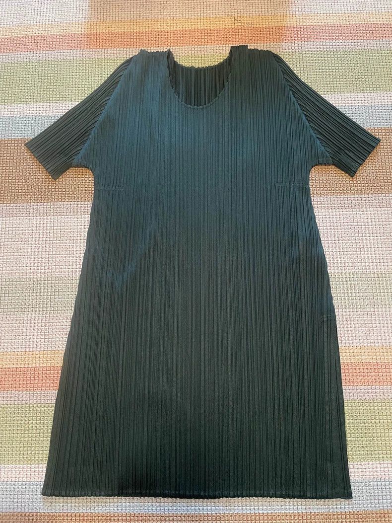 Issey Miyake Issey Miyake Pleats Dress for Daily Wear Size S / US 4 / IT 40 - 2 Thumbnail