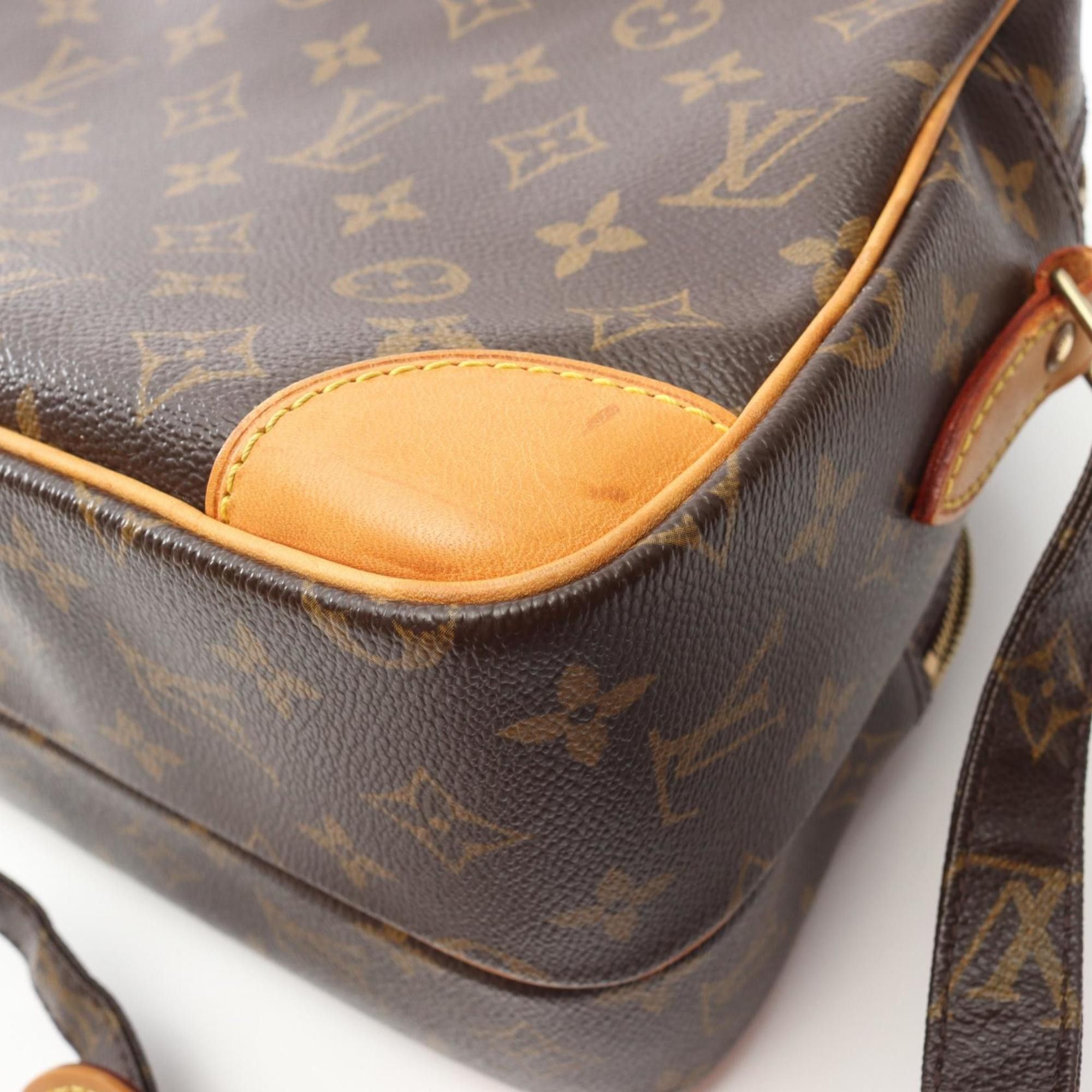Louis Vuitton Louis Vuitton Nile shoulder Size ONE SIZE - 3 Thumbnail
