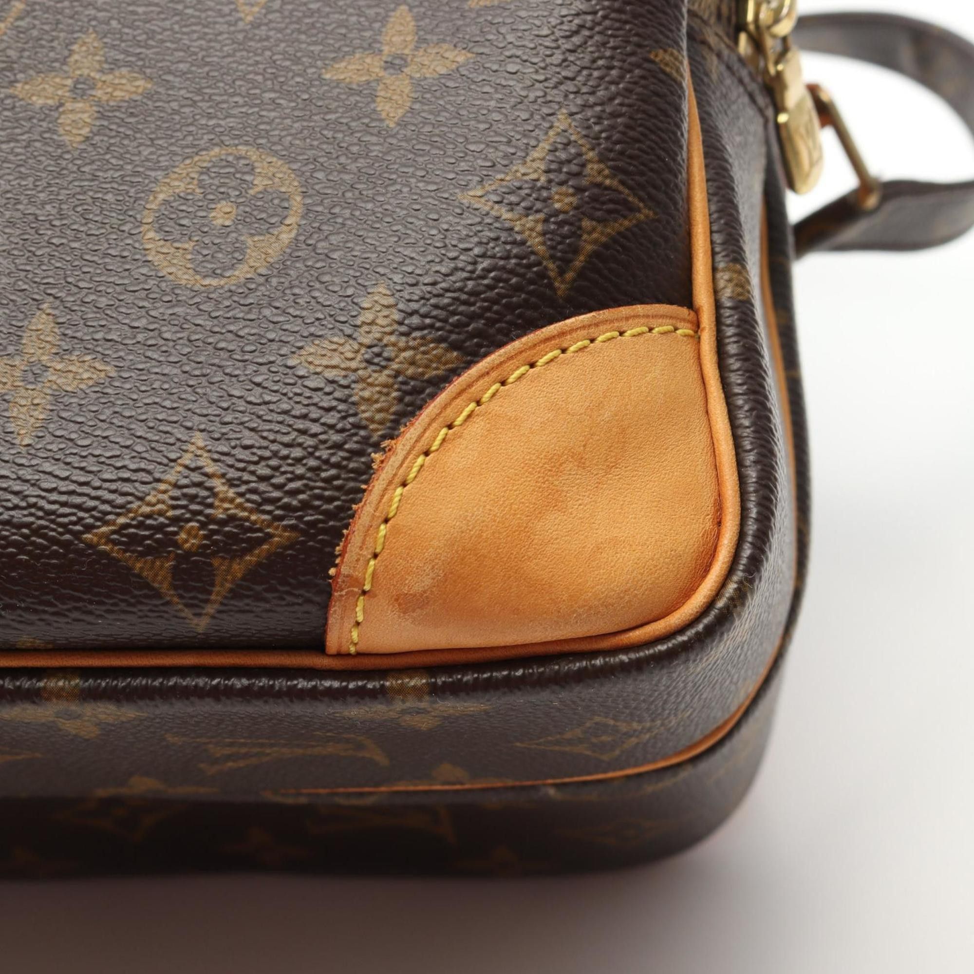 Louis Vuitton Louis Vuitton Nile shoulder Size ONE SIZE - 10 Thumbnail
