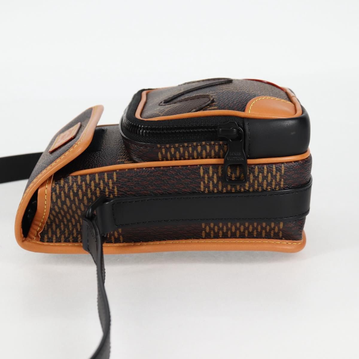 Louis Vuitton Louis Vuitton Amazon shoulder Size ONE SIZE - 3 Thumbnail