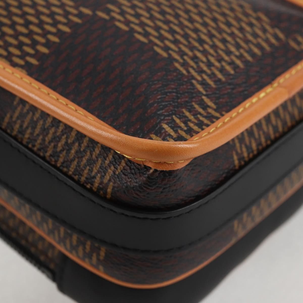 Louis Vuitton Louis Vuitton Amazon shoulder Size ONE SIZE - 9 Thumbnail