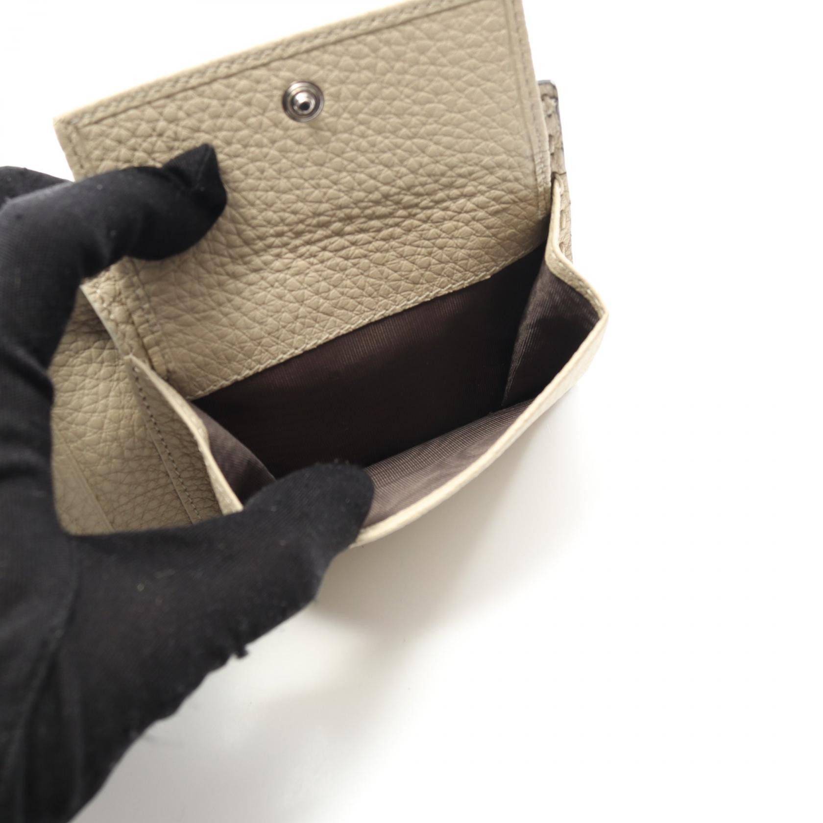 Fendi Fendi Selleria Leather Wallet Leather Short Wallet