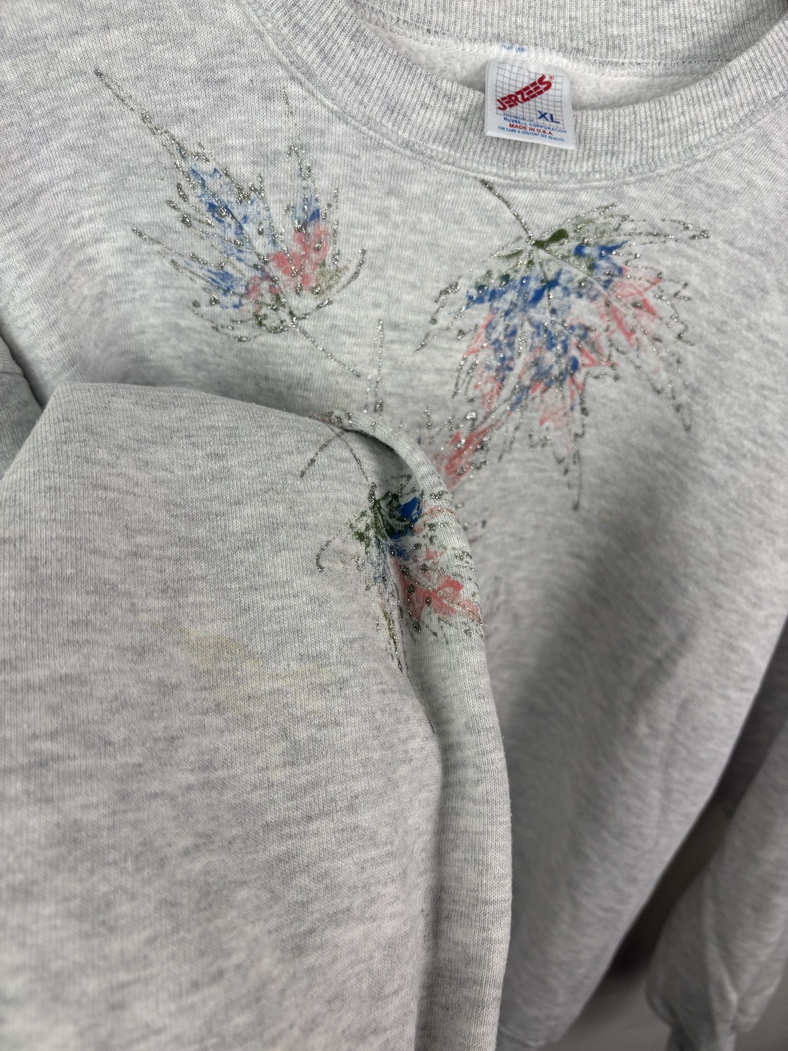 Vintage Vintage 90's Jerzees Glitter Maple Leaf Pullover Crewneck Size XL Size US XL / EU 56 / 4 - 4 Thumbnail