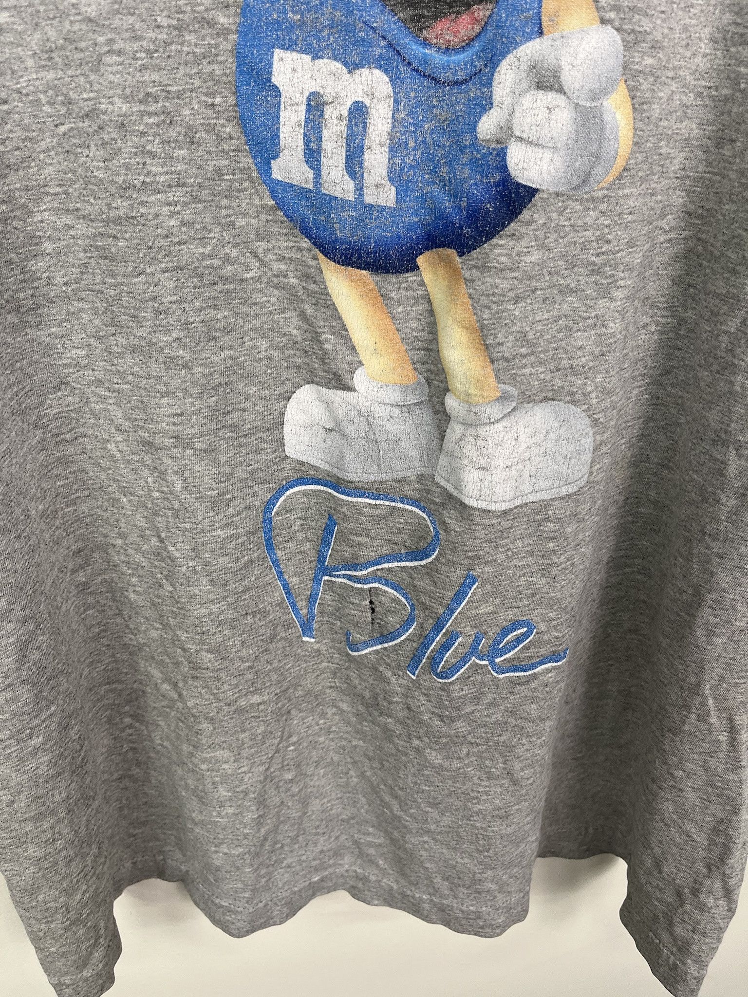 Vintage Vintage Y2K Blue M&M Peanut M&M Distressed Tshirt Size CL Size US XL / EU 56 / 4 - 3 Thumbnail