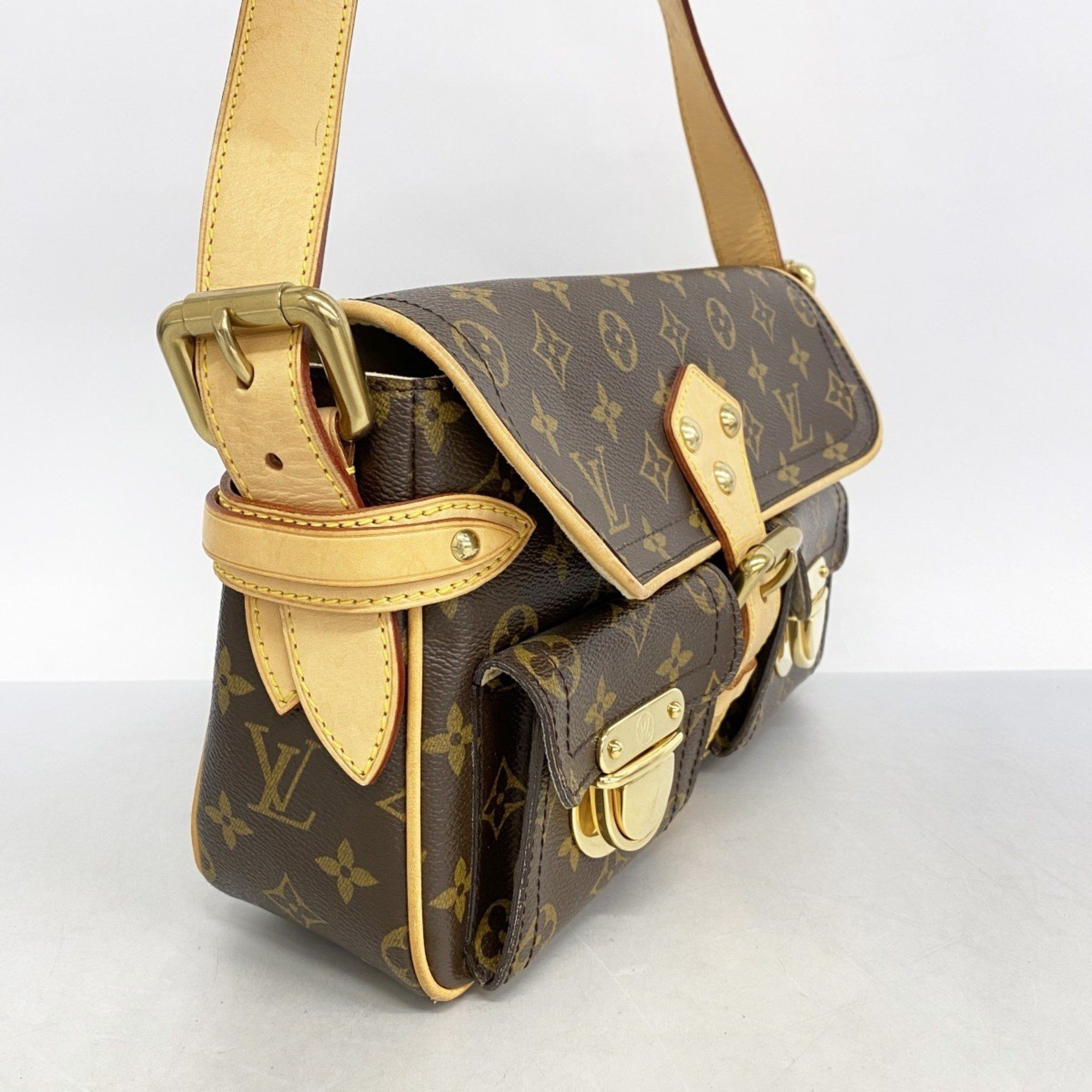 Louis Vuitton Louis Vuitton Hudson shoulder Size ONE SIZE - 3 Thumbnail