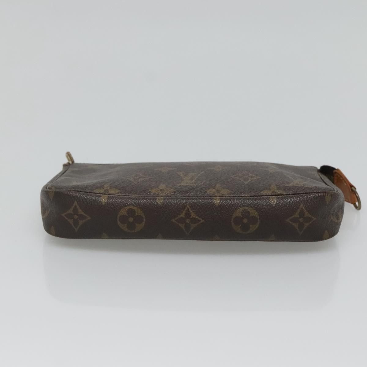 Louis Vuitton Louis Vuitton Pochette Accessoire clutch Size ONE SIZE - 16 Thumbnail