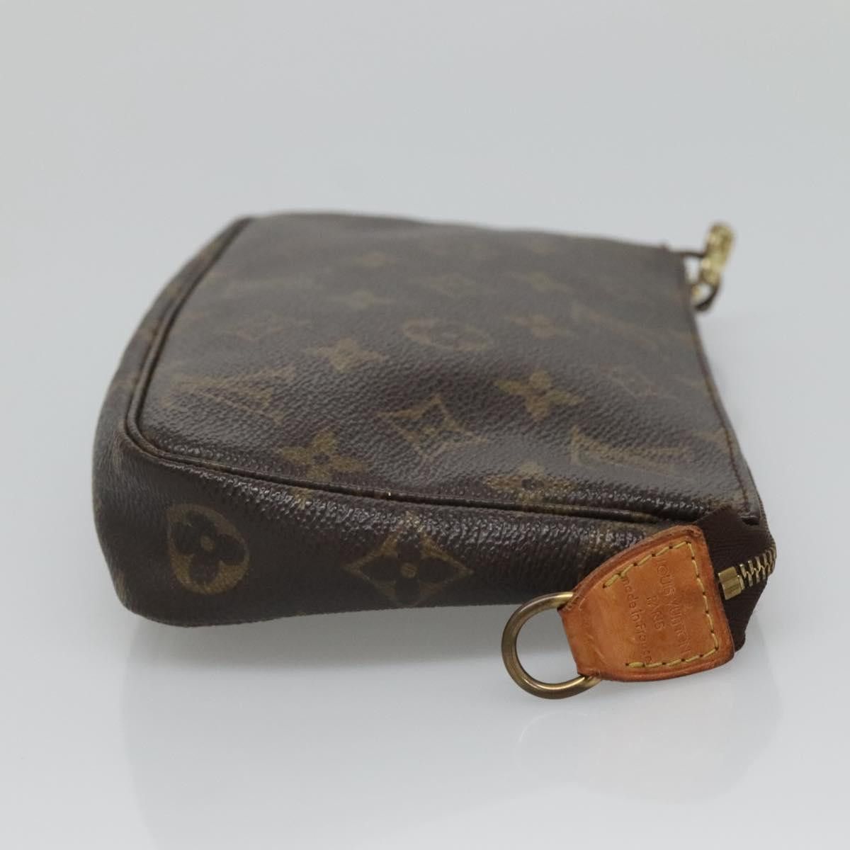 Louis Vuitton Louis Vuitton Pochette Accessoire clutch Size ONE SIZE - 3 Thumbnail