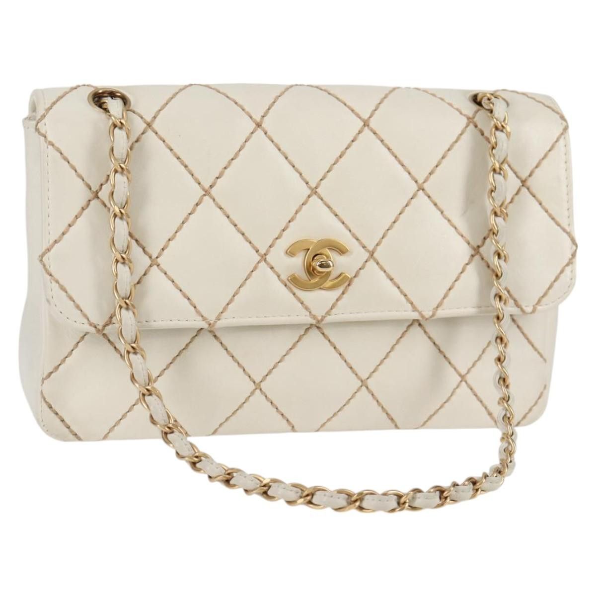 Chanel Chanel Wild stitch shoulder Size ONE SIZE - 18 Thumbnail
