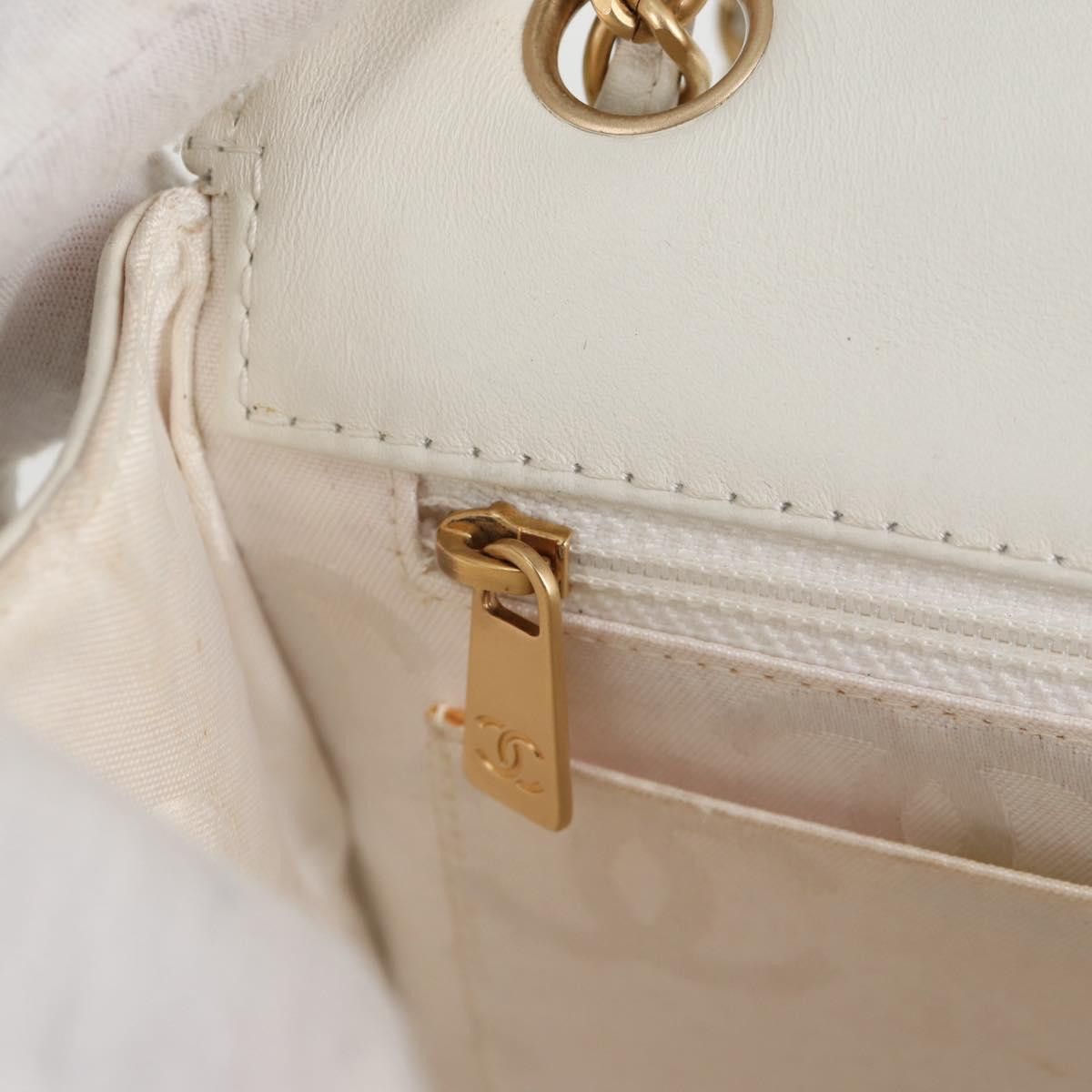 Chanel Chanel Wild stitch shoulder Size ONE SIZE - 15 Thumbnail