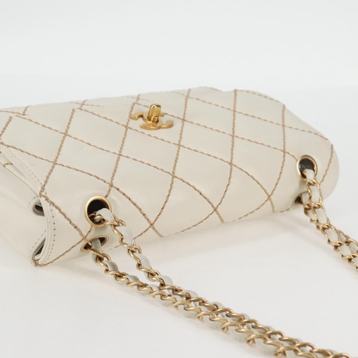 Chanel Chanel Wild stitch shoulder Size ONE SIZE - 19 Thumbnail