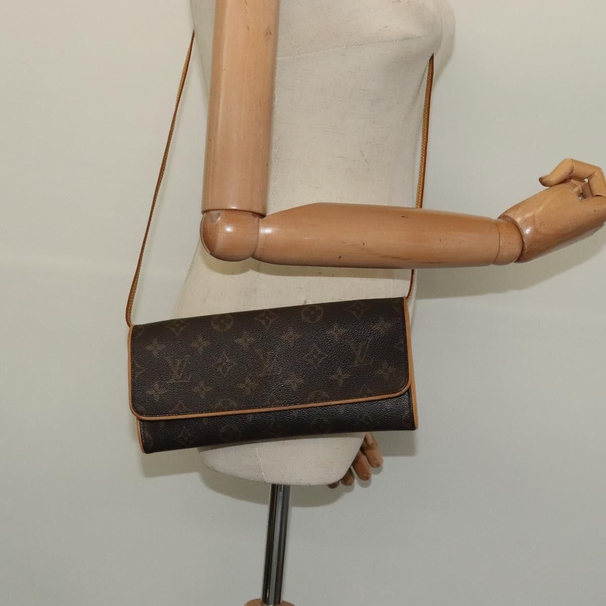 Louis Vuitton Louis Vuitton Pochette Twin shoulder Size ONE SIZE - 13 Thumbnail