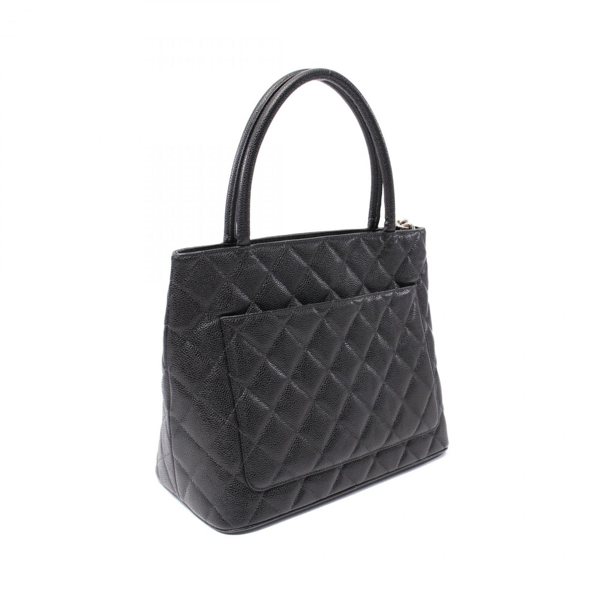 Chanel Chanel Medaillon handbag Size ONE SIZE - 2 Thumbnail