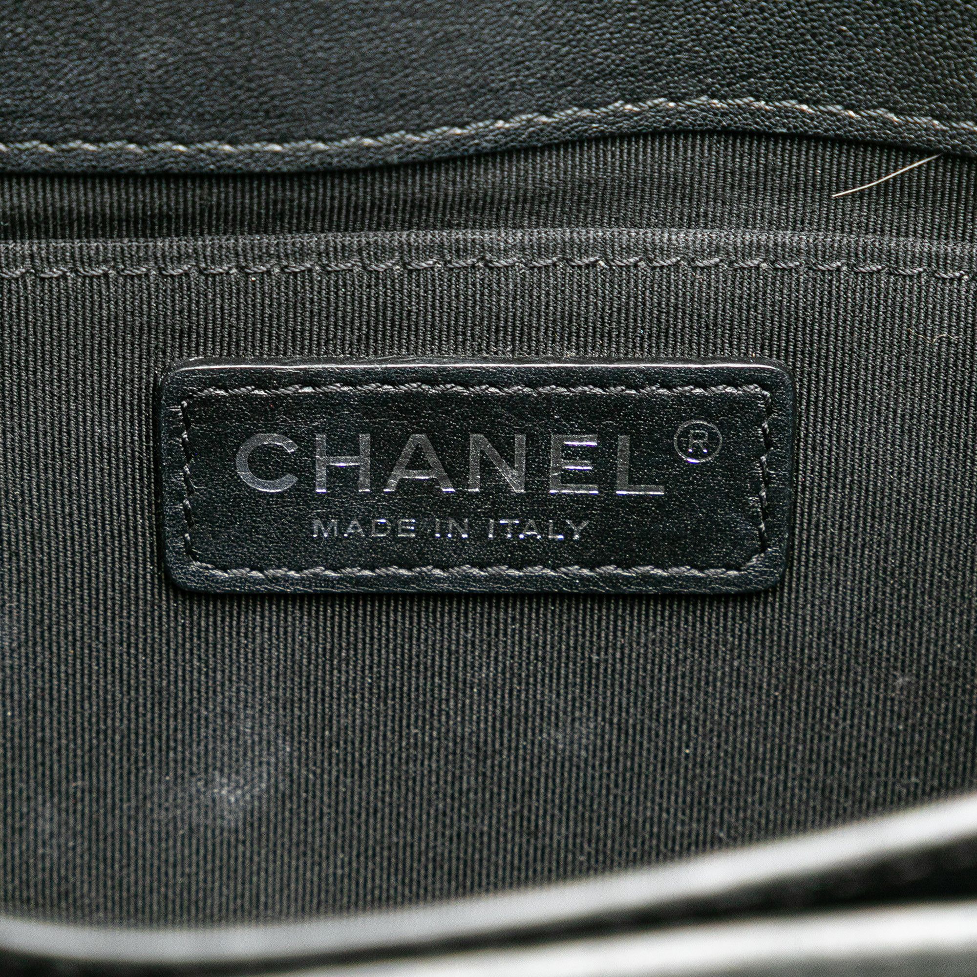Chanel Chanel Small Quilted Goatskin CC Box Flap Size ONE SIZE - 5 Thumbnail