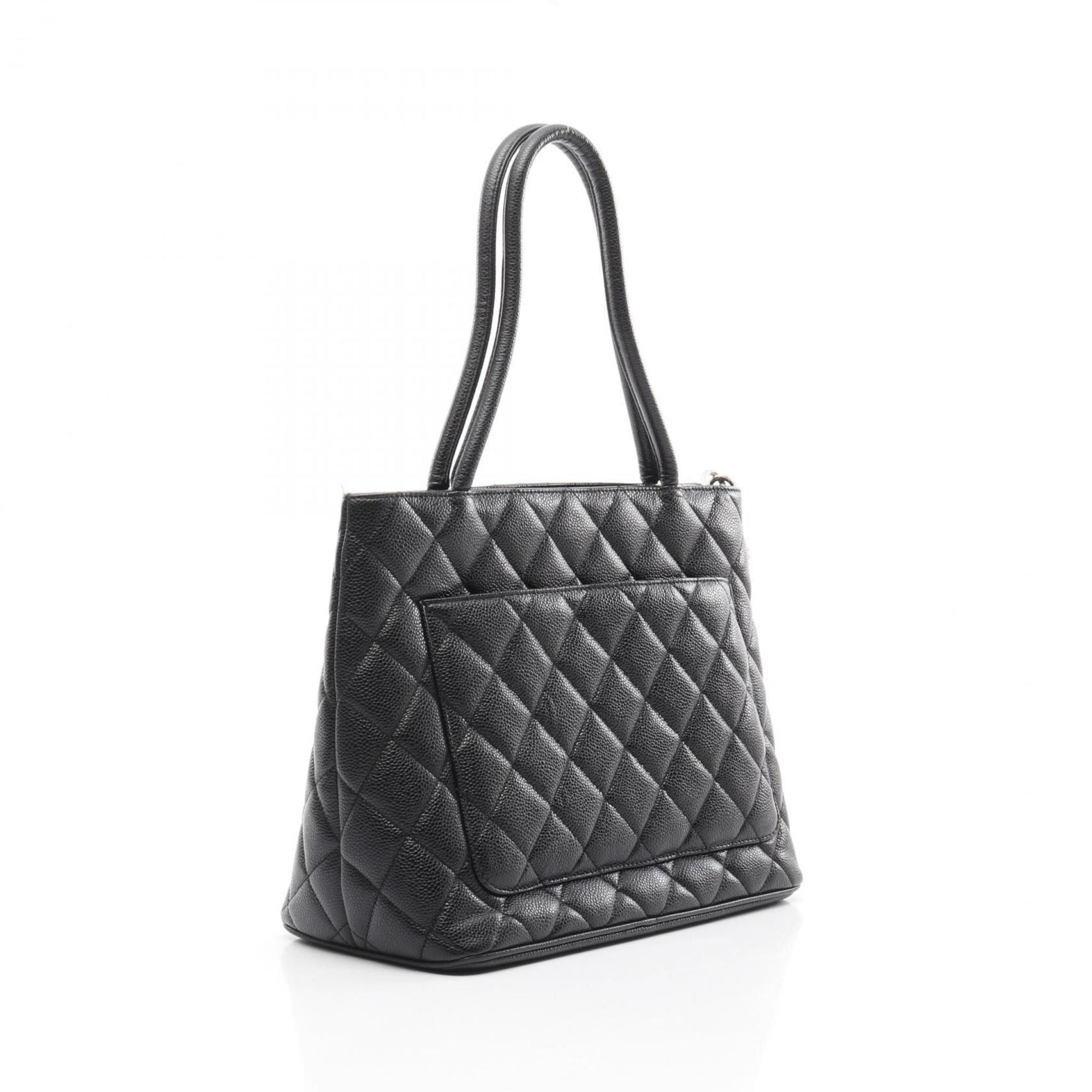 Chanel Chanel Medaillon handbag Size ONE SIZE - 2 Thumbnail