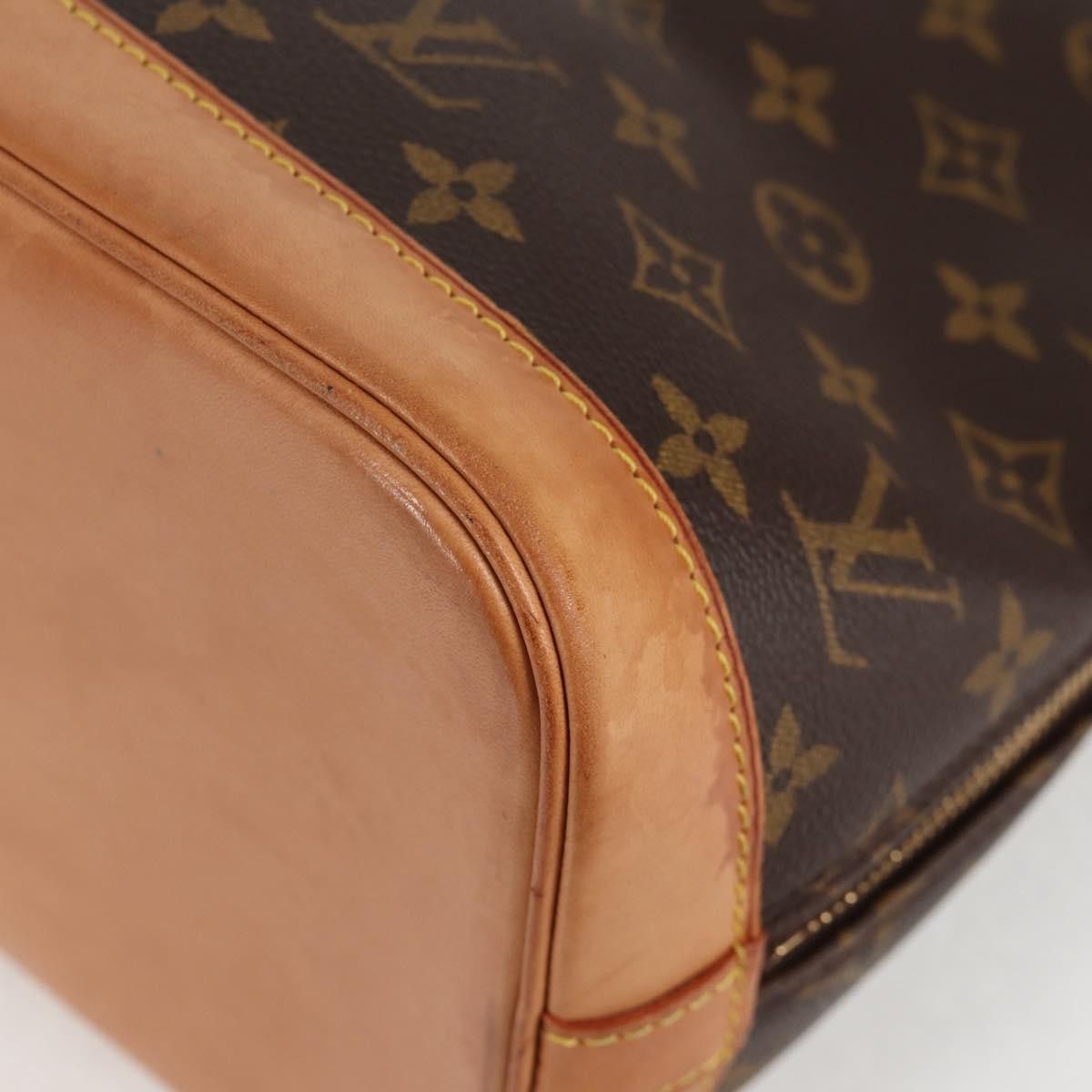 Louis Vuitton Louis Vuitton Alma handbag Size ONE SIZE - 6 Thumbnail