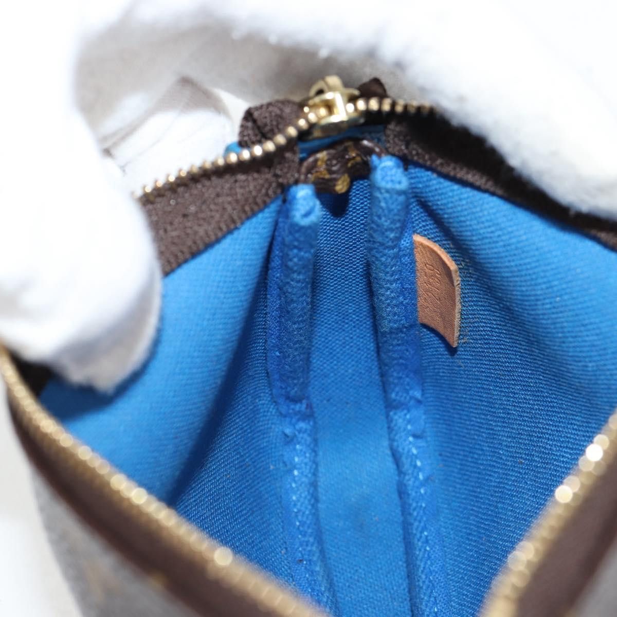 Louis Vuitton Louis Vuitton Mini Pochette Accessoires clutch Size ONE SIZE - 19 Thumbnail