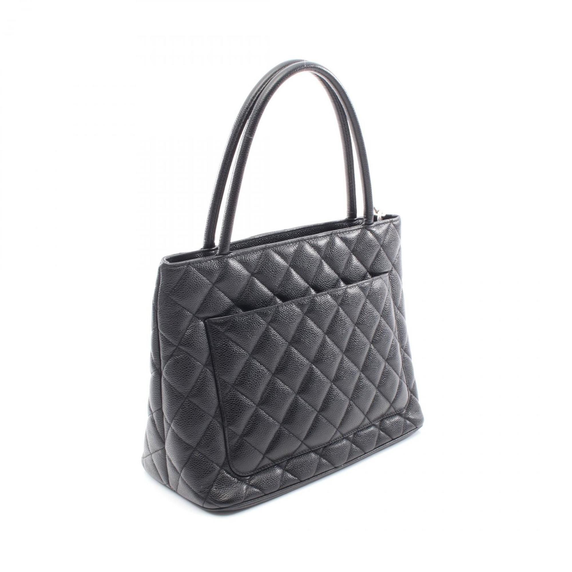 Chanel Chanel Medaillon handbag Size ONE SIZE - 2 Thumbnail