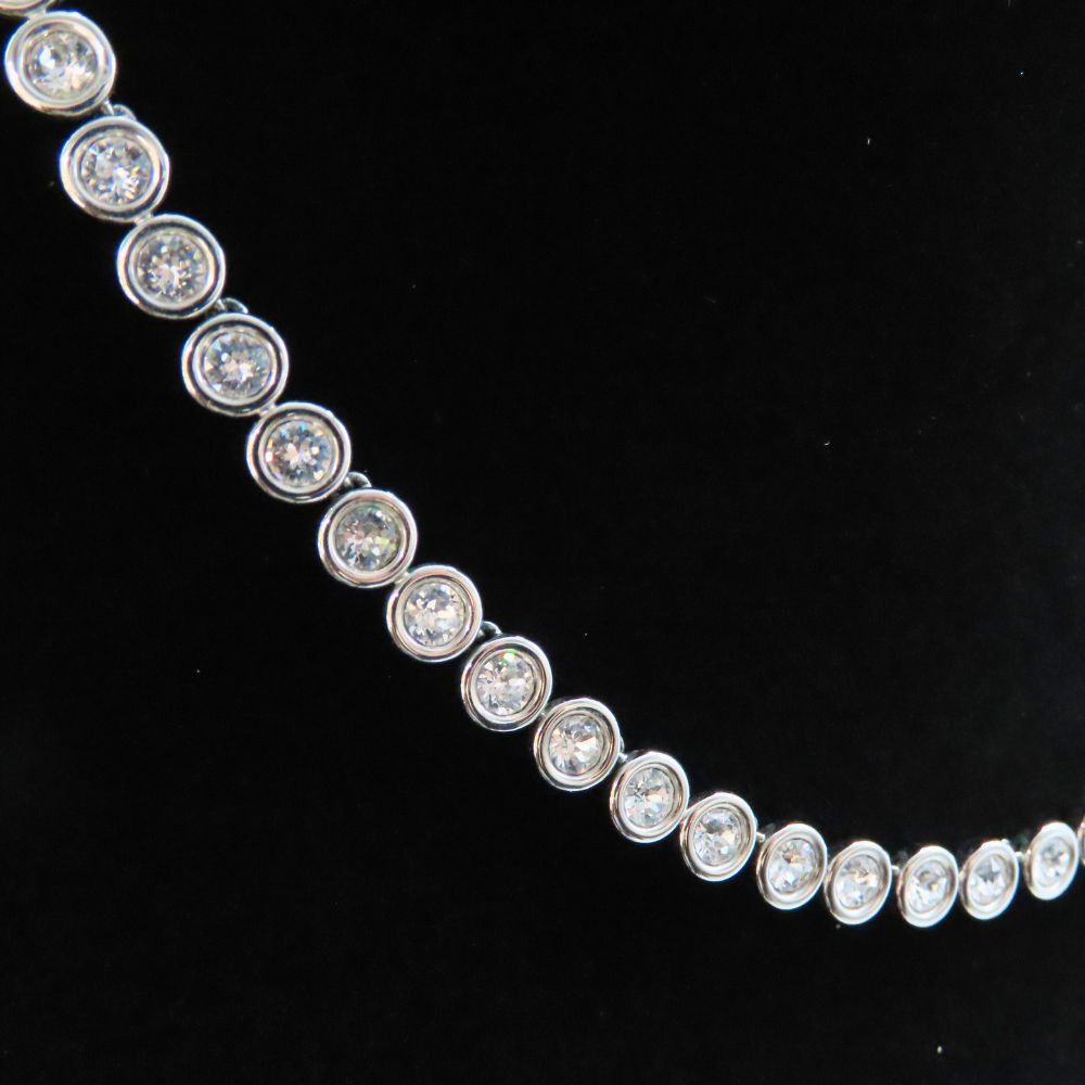 Swarovski Swarovski Swarovski Crystal Necklace Glass Necklace DUTY FREE for USA Size ONE SIZE - 4 Thumbnail