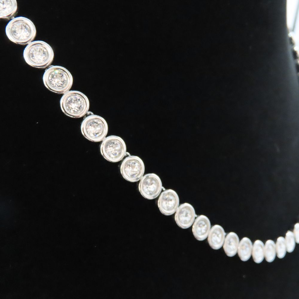 Swarovski Swarovski Swarovski Crystal Necklace Glass Necklace DUTY FREE for USA Size ONE SIZE - 7 Thumbnail