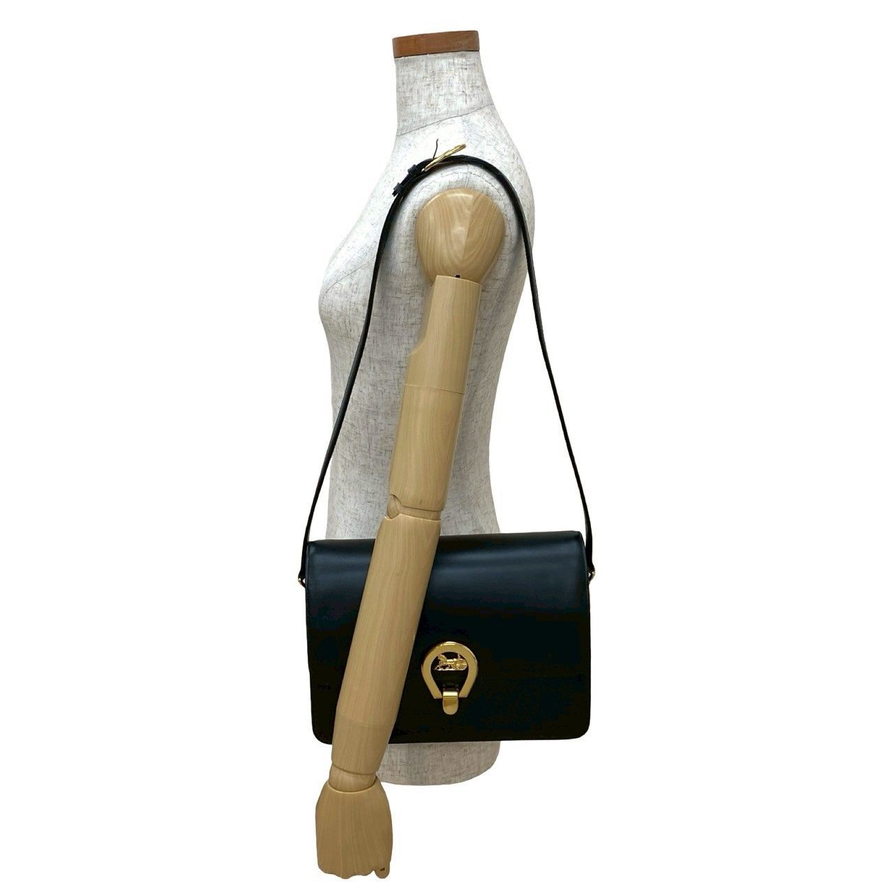 Celine Celine Celine Carriage Leather Shoulder Bag Leather Shoulder Bag Size ONE SIZE - 3 Thumbnail