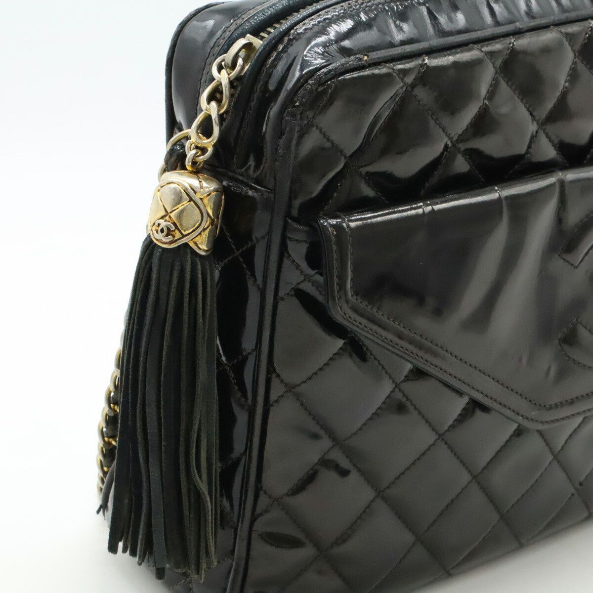 Chanel Chanel Chanel Matelasse Patent leather Shoulder Bag Enamel Shoulder Bag Size ONE SIZE - 4 Thumbnail