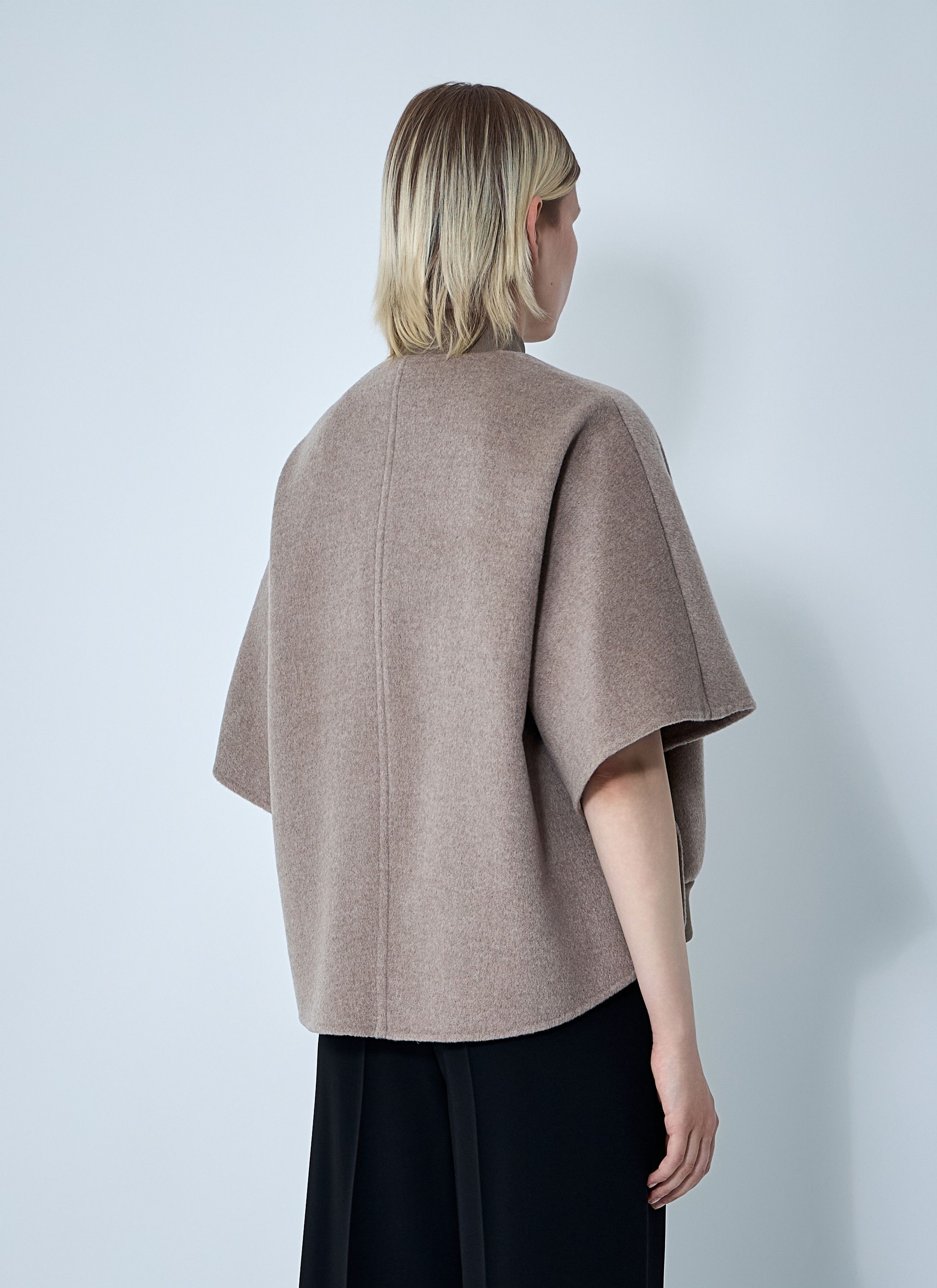 Max Mara Cashmere Logo Motif Poncho Size L / US 10 / IT 46 - 4 Thumbnail
