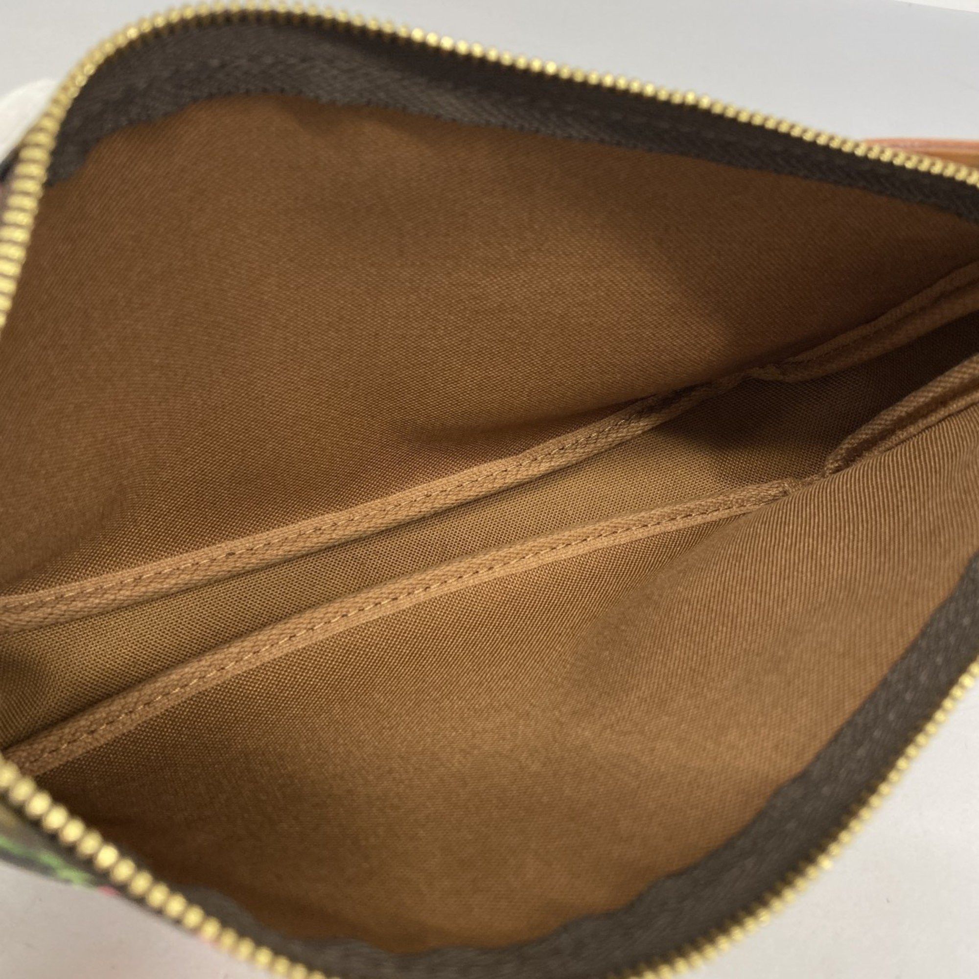 Louis Vuitton Louis Vuitton Pochette Accessoire clutch Size ONE SIZE - 8 Thumbnail