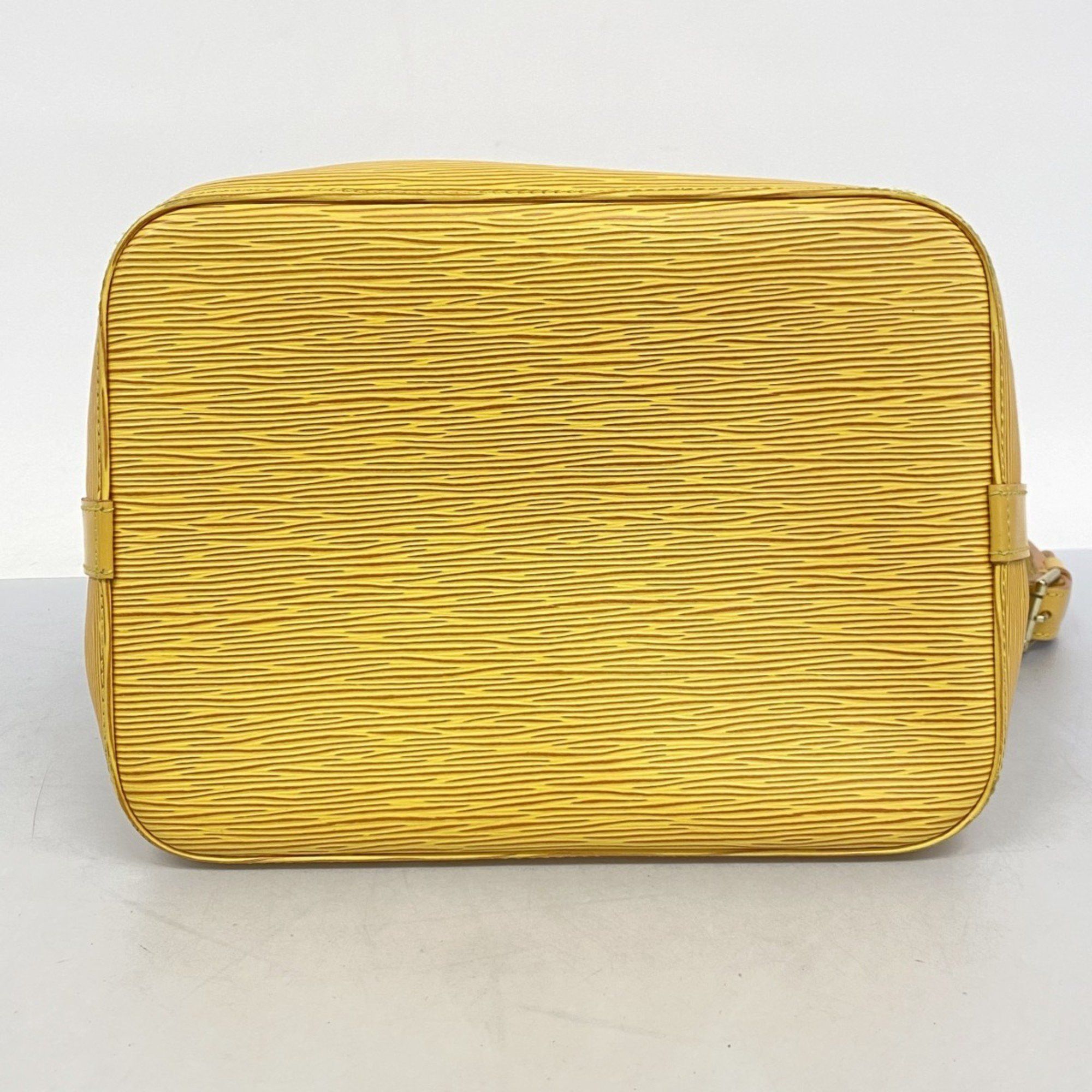 Louis Vuitton Louis Vuitton Petit Noé shoulder Size ONE SIZE - 5 Thumbnail