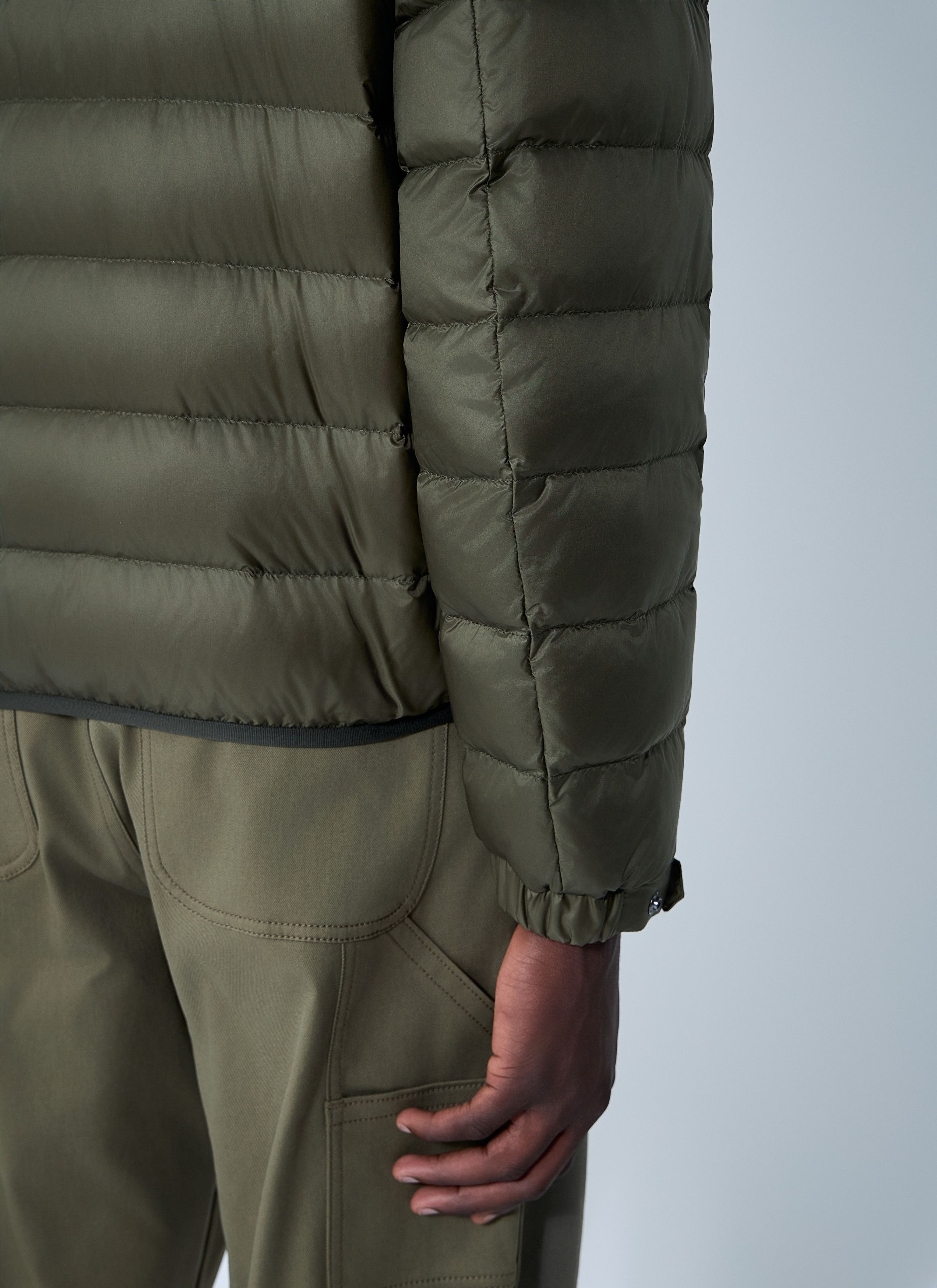 Moncler Najan Short Down Jacket Size US S / EU 44-46 / 1 - 6 Thumbnail