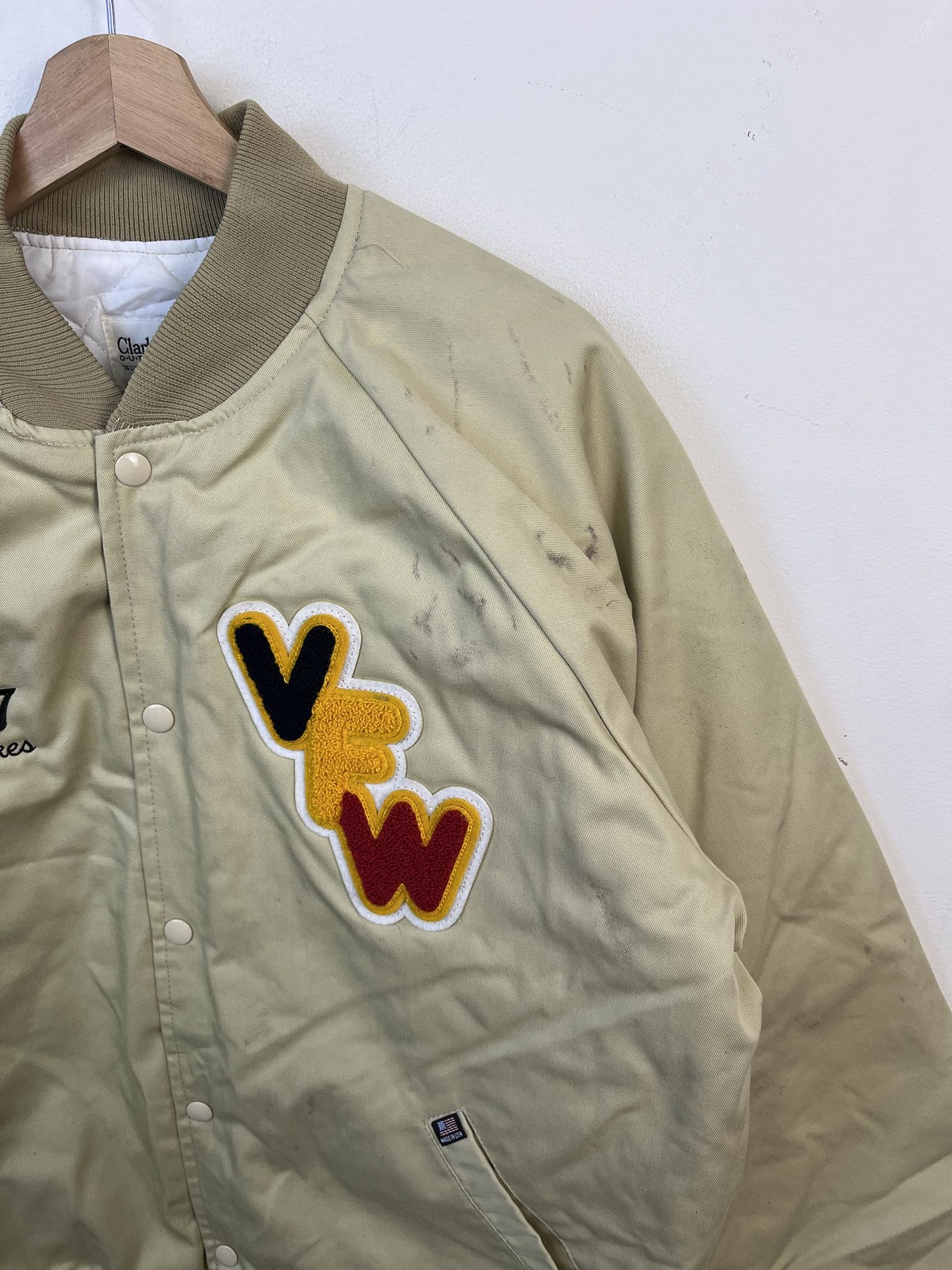 Vintage Vintage VFW Jacket 1990s VFW Quilted Bomber Jacket Size XL Size US XL / EU 56 / 4 - 2 Thumbnail