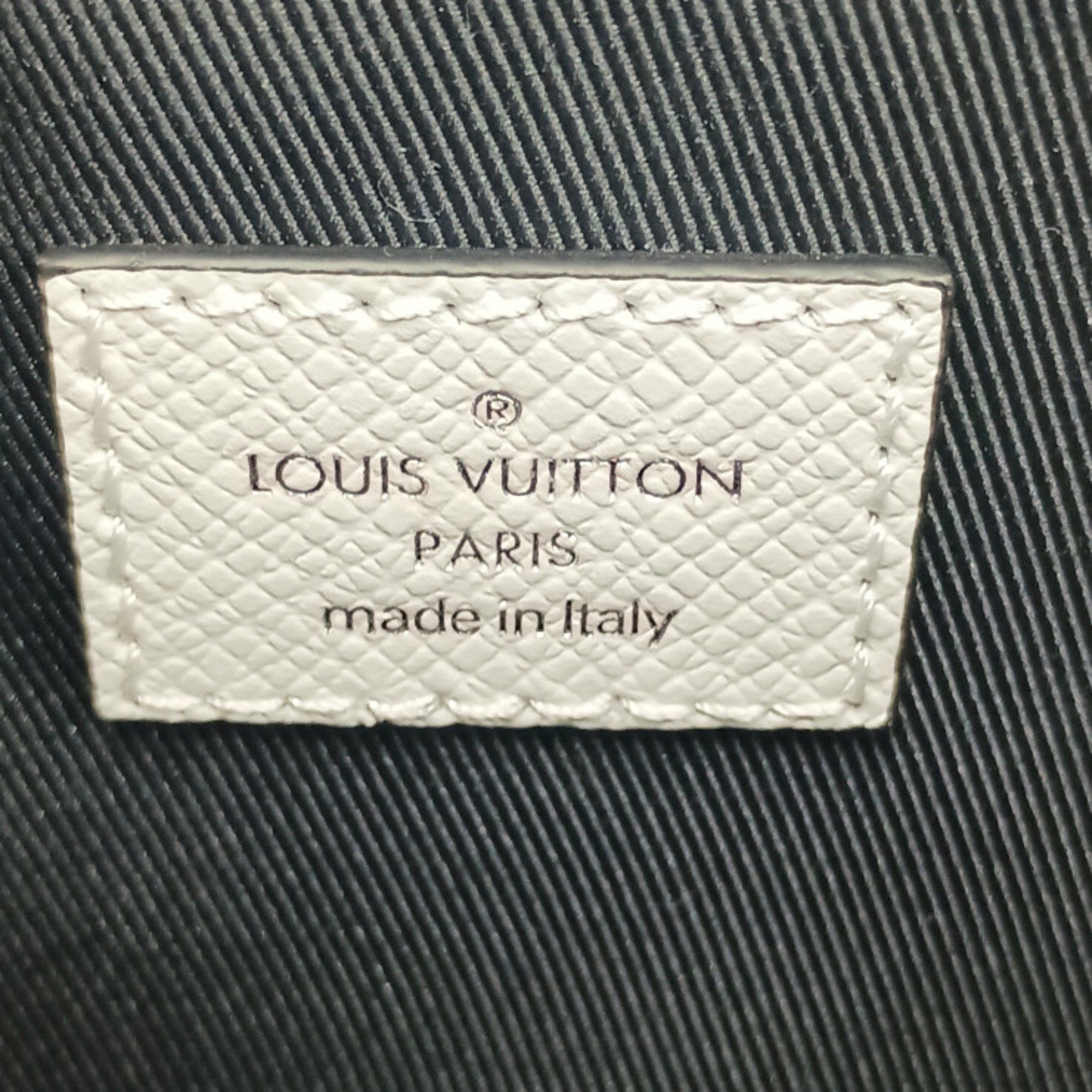 Louis Vuitton Louis Vuitton Outdoor shoulder Size ONE SIZE - 8 Thumbnail