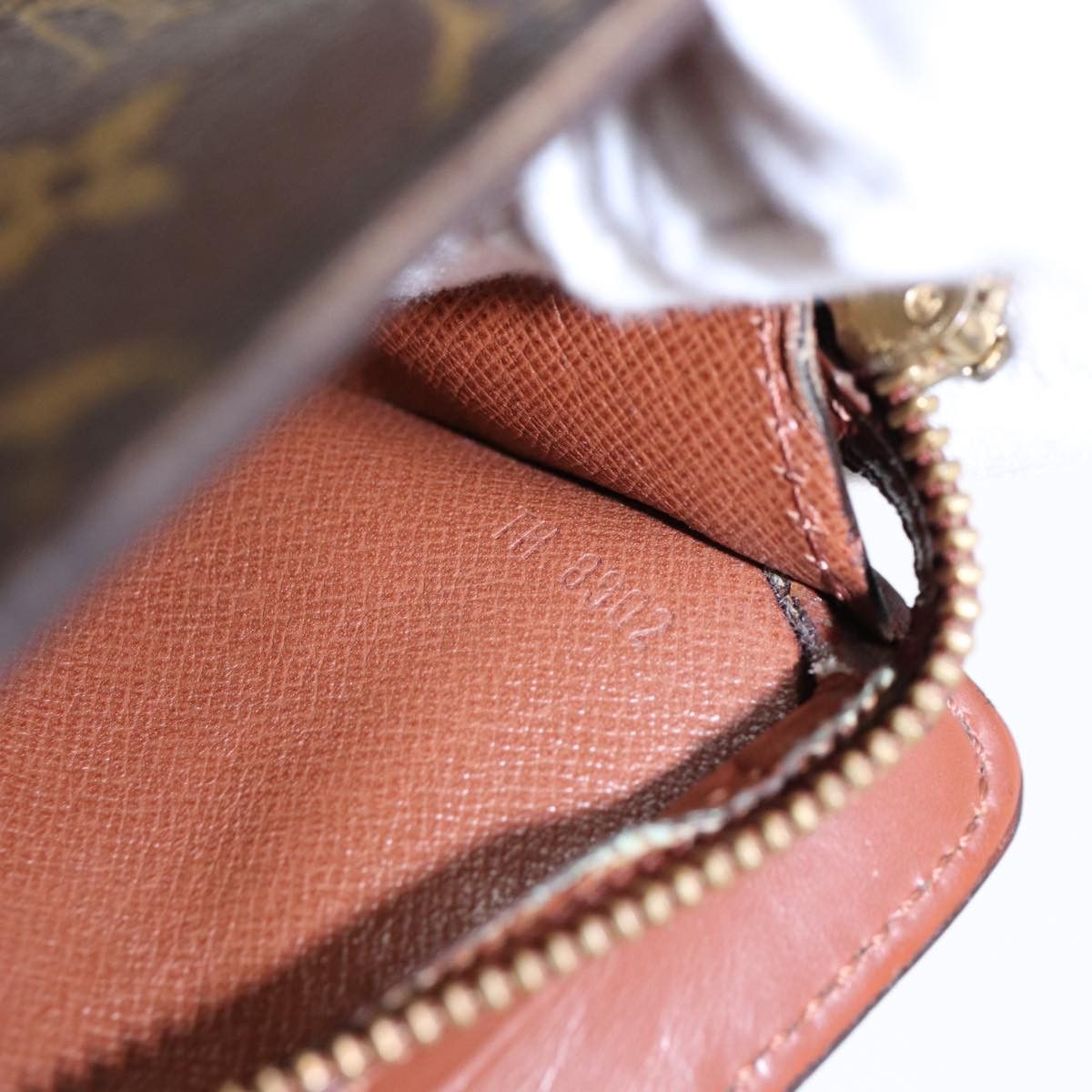 Louis Vuitton Louis Vuitton Trousse de Toilette clutch Size ONE SIZE - 12 Thumbnail