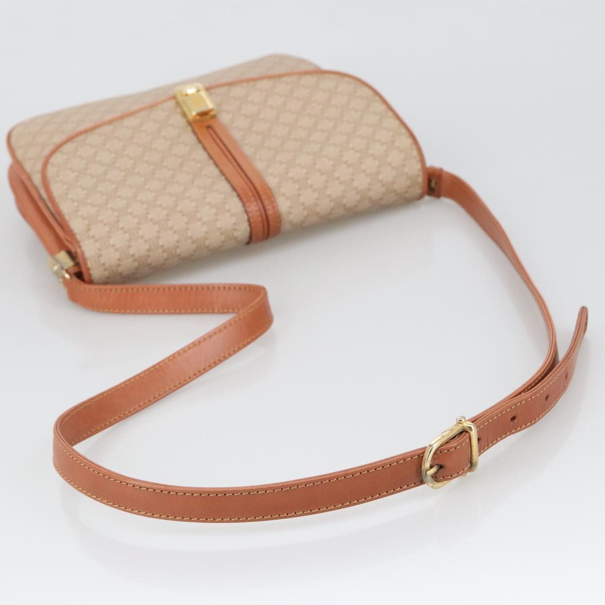Céline Triomphe Vintage shoulder