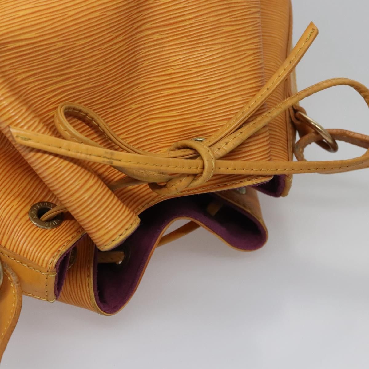 Louis Vuitton Louis Vuitton Petit Noé shoulder Size ONE SIZE - 12 Thumbnail