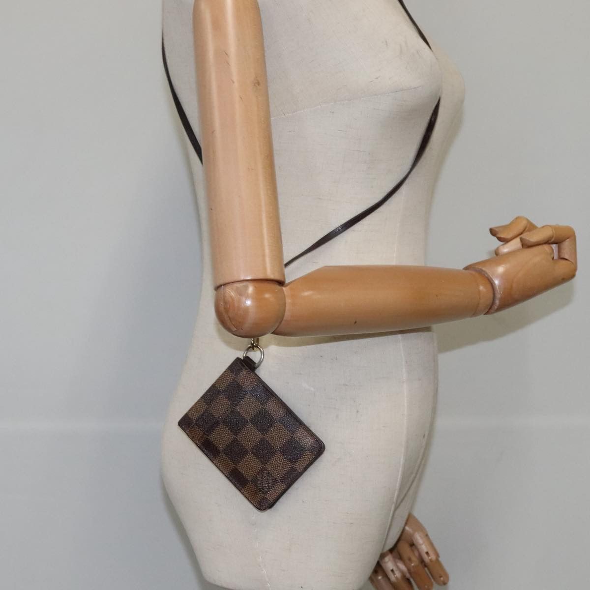 Louis Vuitton Louis Vuitton Porte carte ID Bandoliere wallet Size ONE SIZE - 16 Thumbnail
