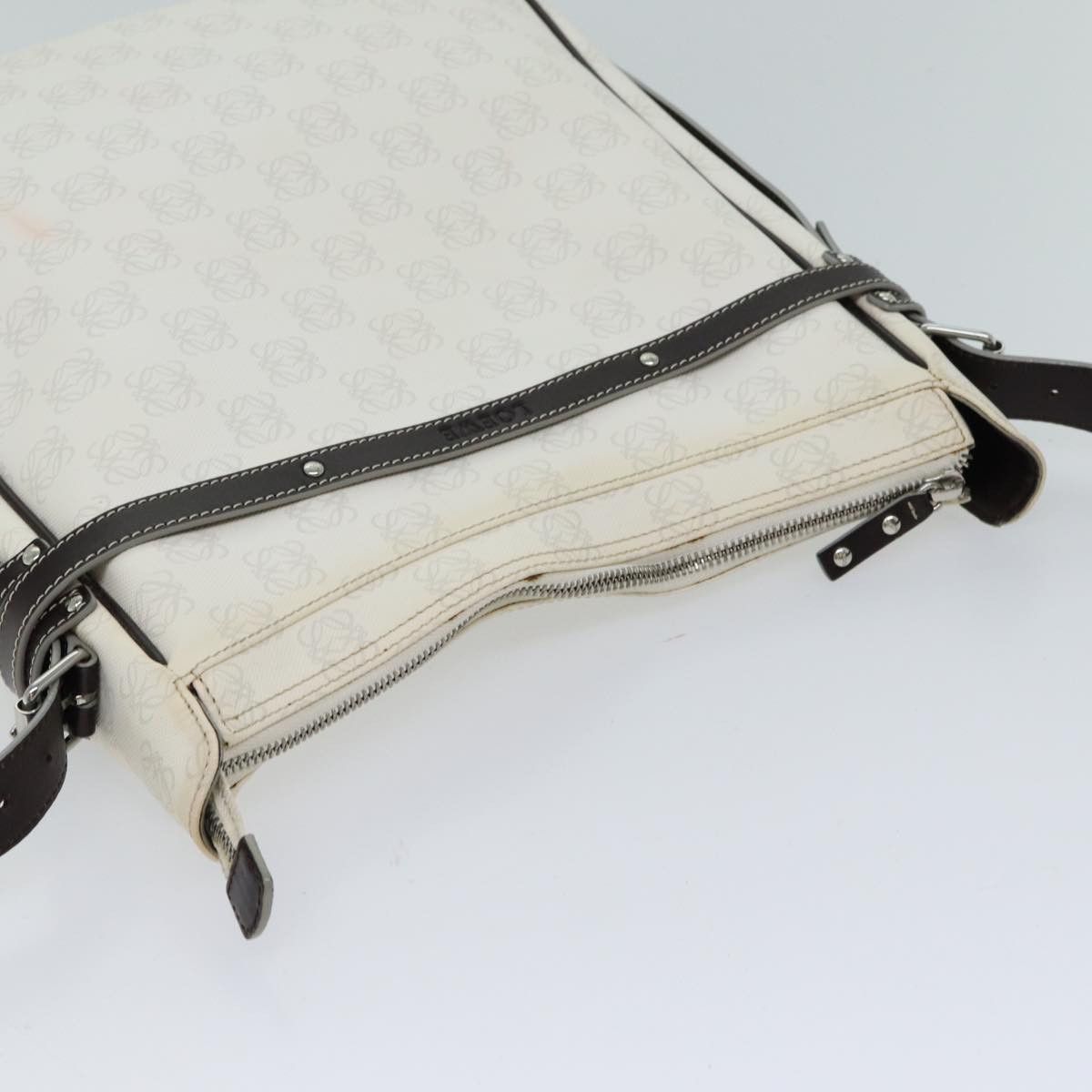 Loewe Loewe Anagram shoulder Size ONE SIZE - 8 Thumbnail