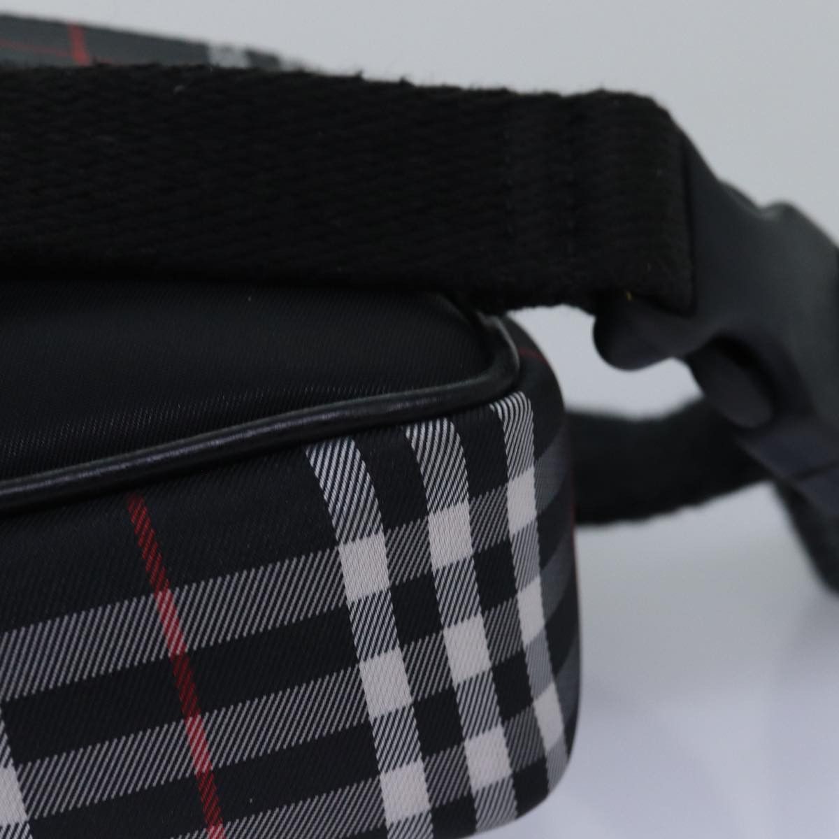 Burberry Burberry Nova Check shoulder Size ONE SIZE - 17 Thumbnail