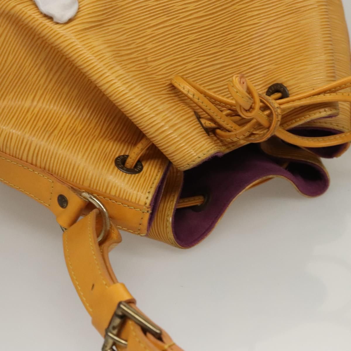 Louis Vuitton Louis Vuitton Petit Noé shoulder Size ONE SIZE - 16 Thumbnail