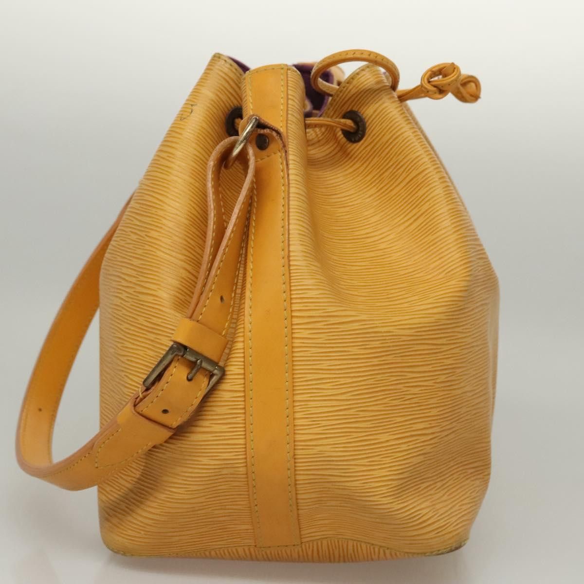 Louis Vuitton Louis Vuitton Petit Noé shoulder Size ONE SIZE - 4 Thumbnail
