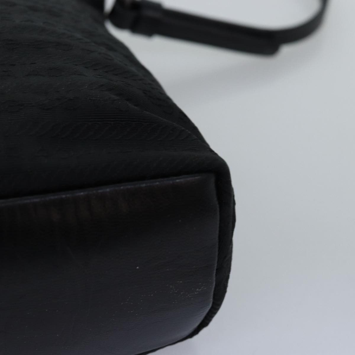 Prada Prada Tessuto shoulder Size ONE SIZE - 14 Thumbnail