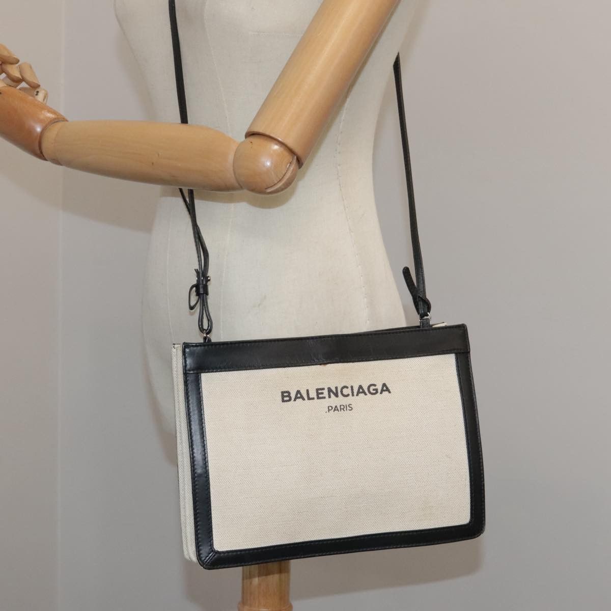 Balenciaga Balenciaga Navy pouch clutch Size ONE SIZE - 16 Thumbnail