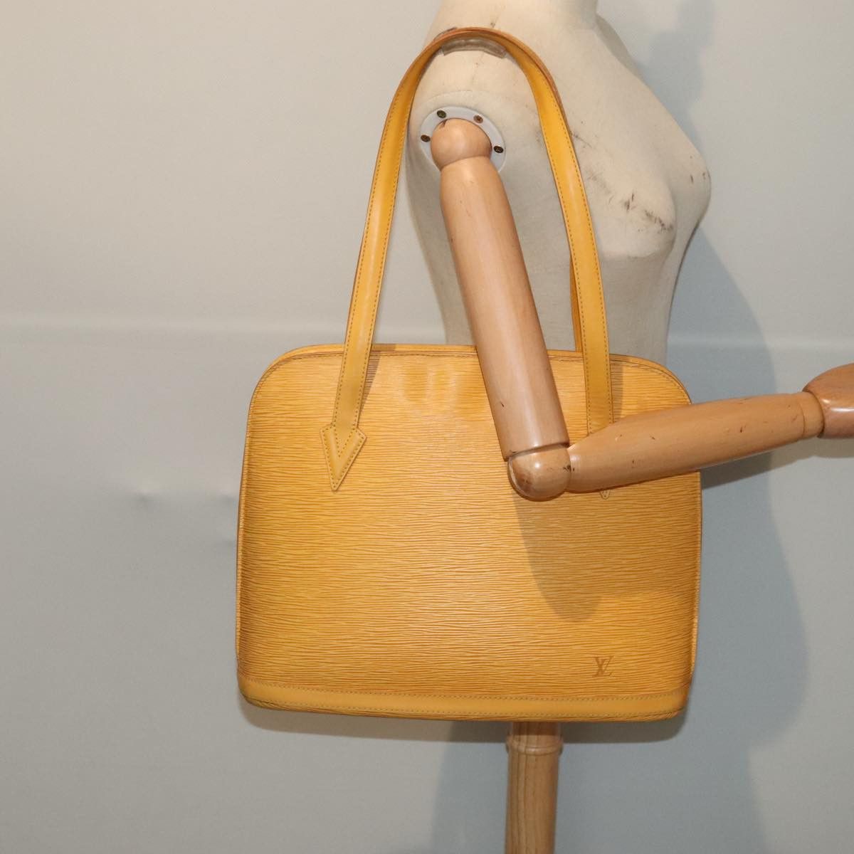 Louis Vuitton Louis Vuitton Lussac shoulder Size ONE SIZE - 10 Thumbnail
