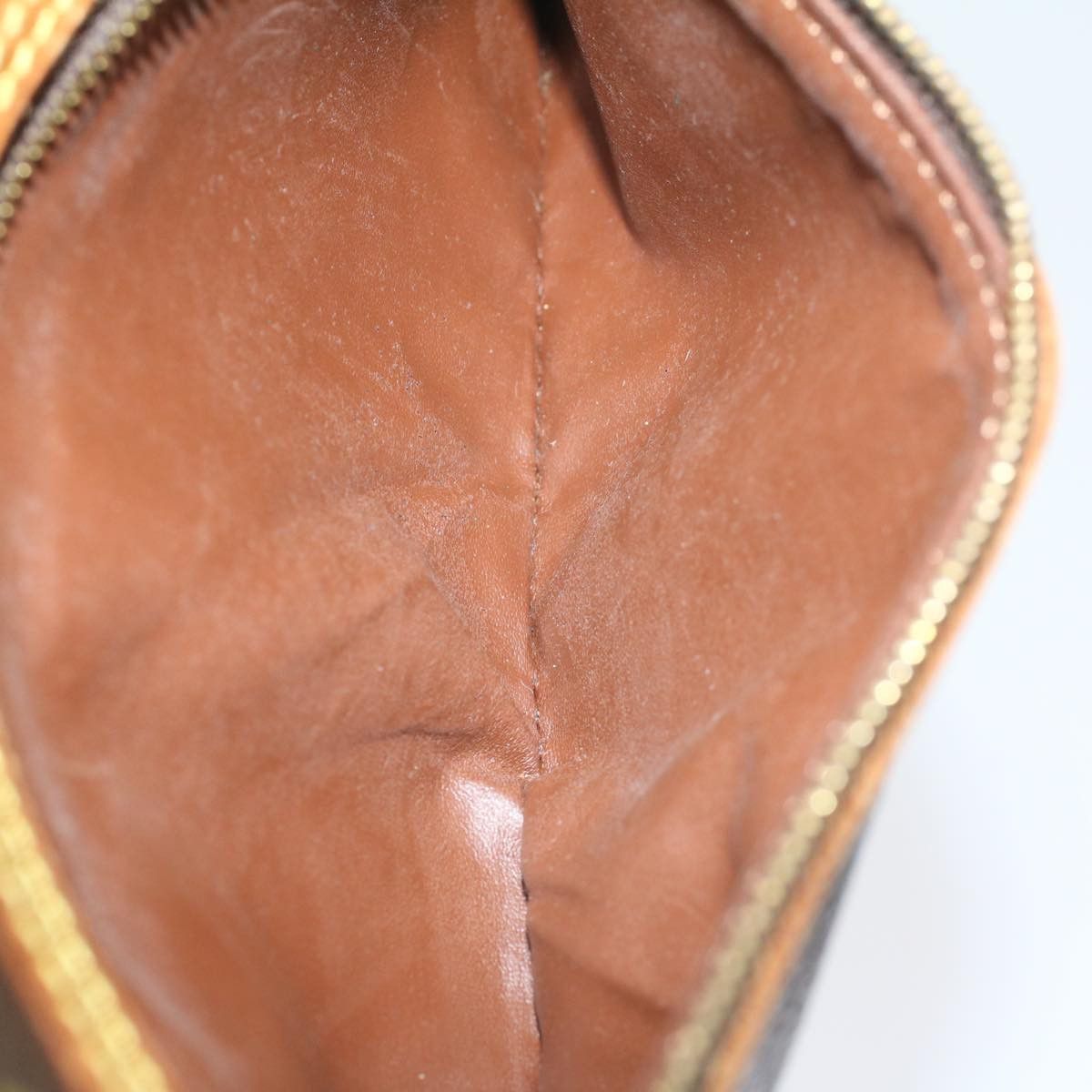 Louis Vuitton Louis Vuitton Marly Dragonne clutch Size ONE SIZE - 17 Thumbnail