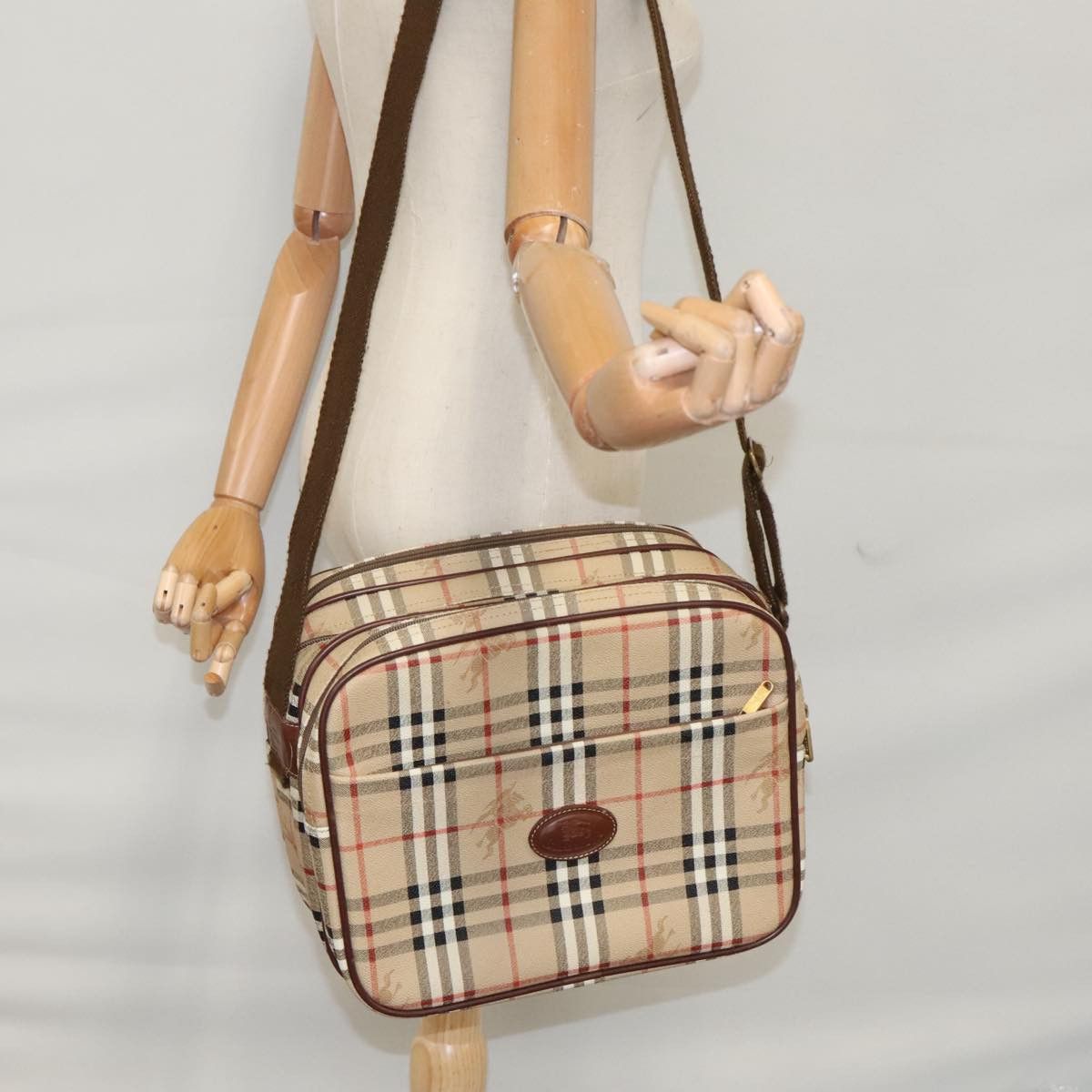 Burberry Burberry Nova Check shoulder Size ONE SIZE - 12 Thumbnail