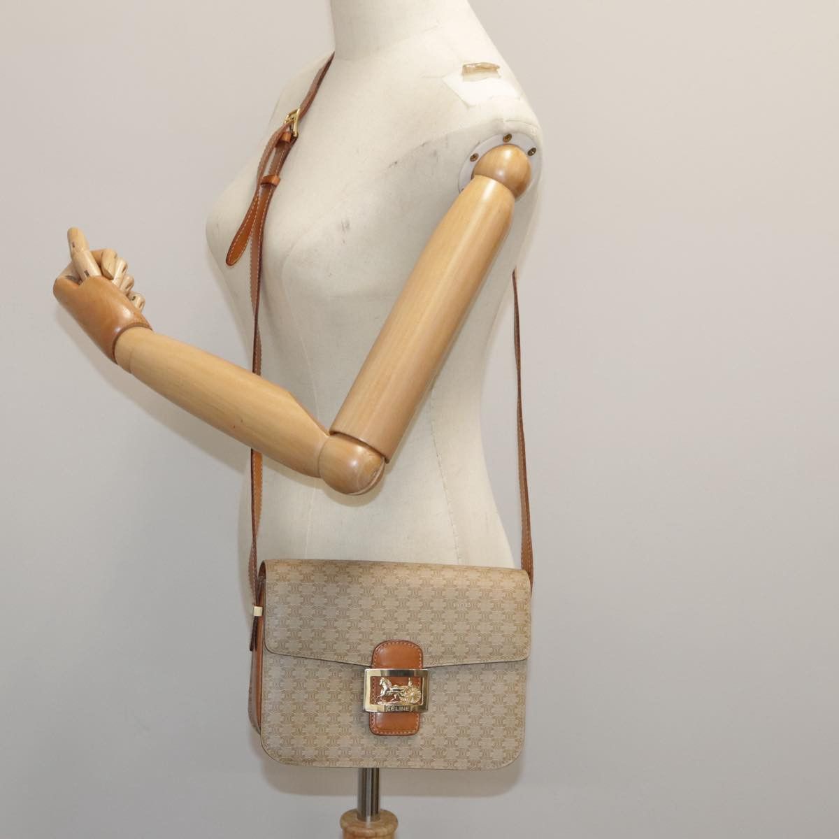 Celine Céline Horse carriage shoulder Size ONE SIZE - 15 Thumbnail