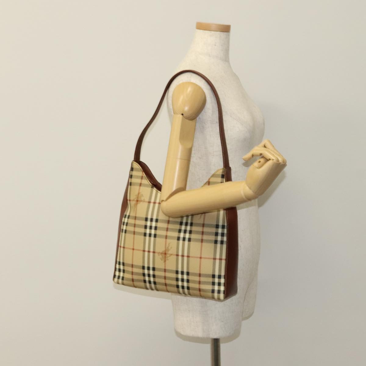 Burberry Burberry Haymarket shoulder Size ONE SIZE - 14 Thumbnail