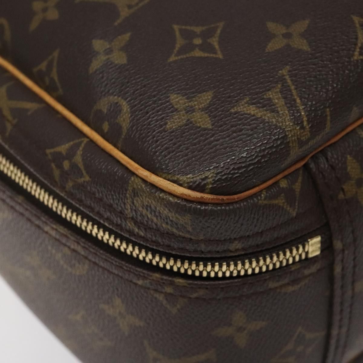 Louis Vuitton Louis Vuitton Excursion handbag Size ONE SIZE - 7 Thumbnail