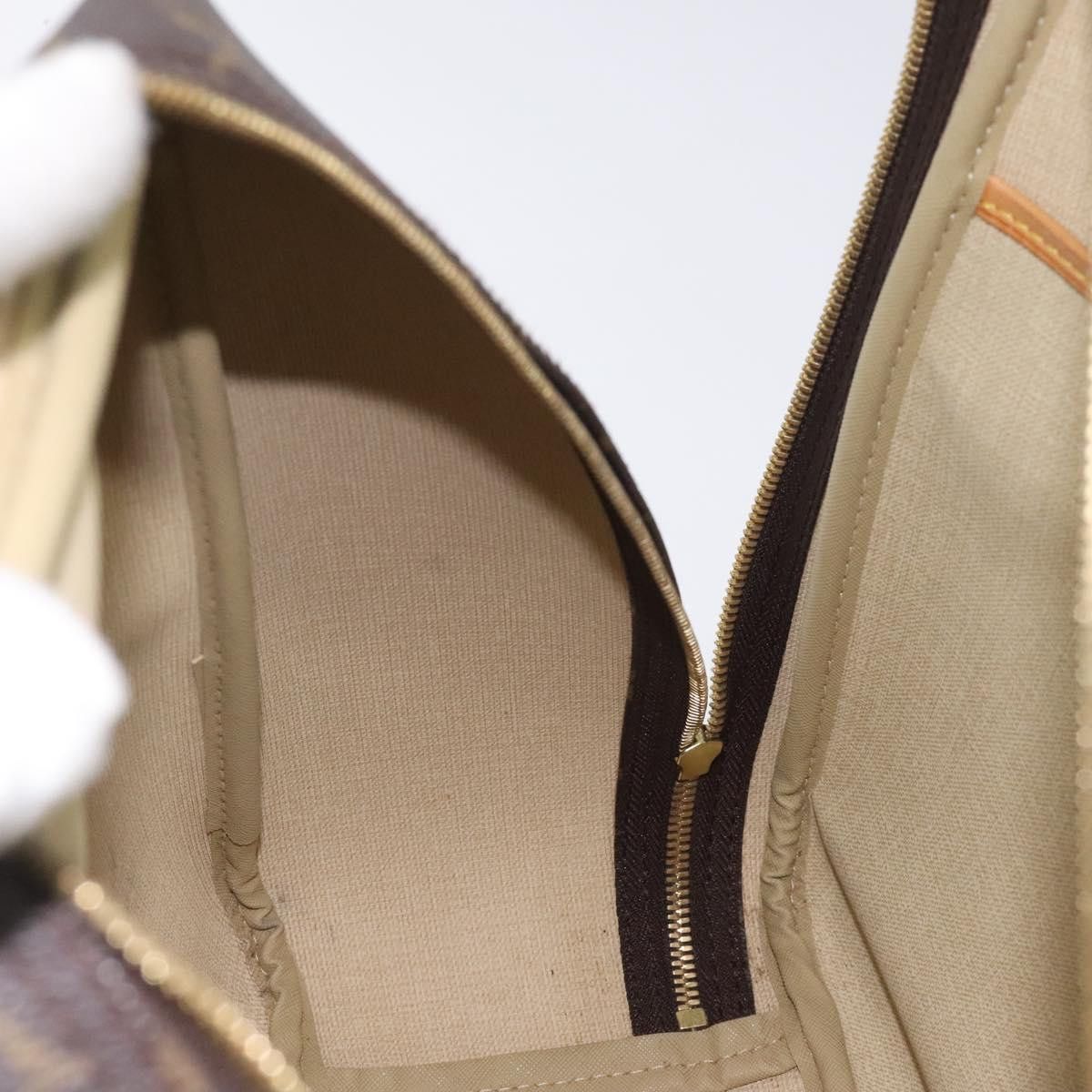 Louis Vuitton Louis Vuitton Excursion handbag Size ONE SIZE - 21 Thumbnail