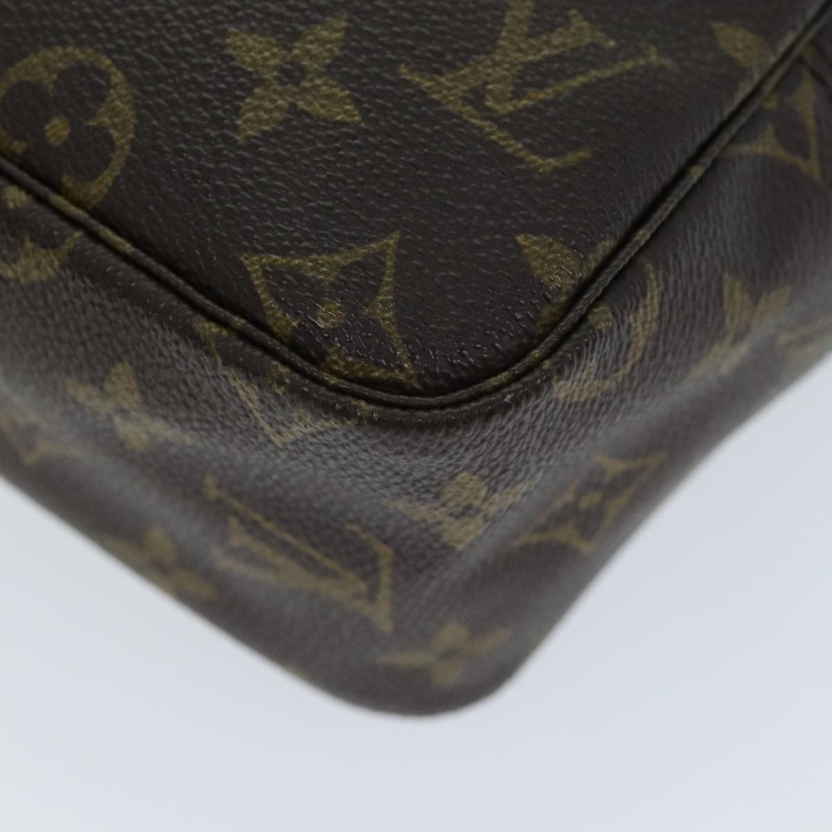 Louis Vuitton Louis Vuitton Trousse de Toilette clutch Size ONE SIZE - 10 Thumbnail