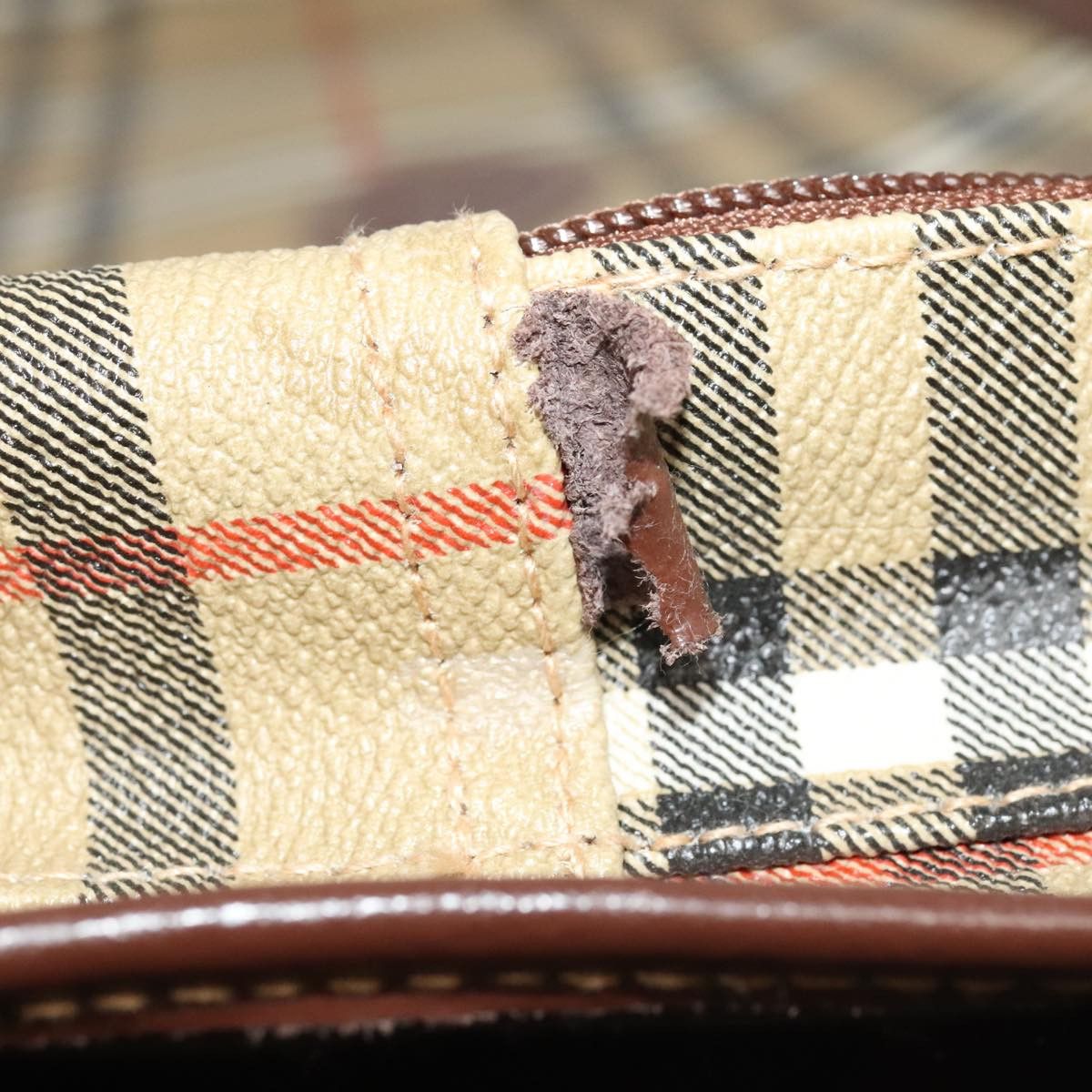 Burberry Nova Check travel
